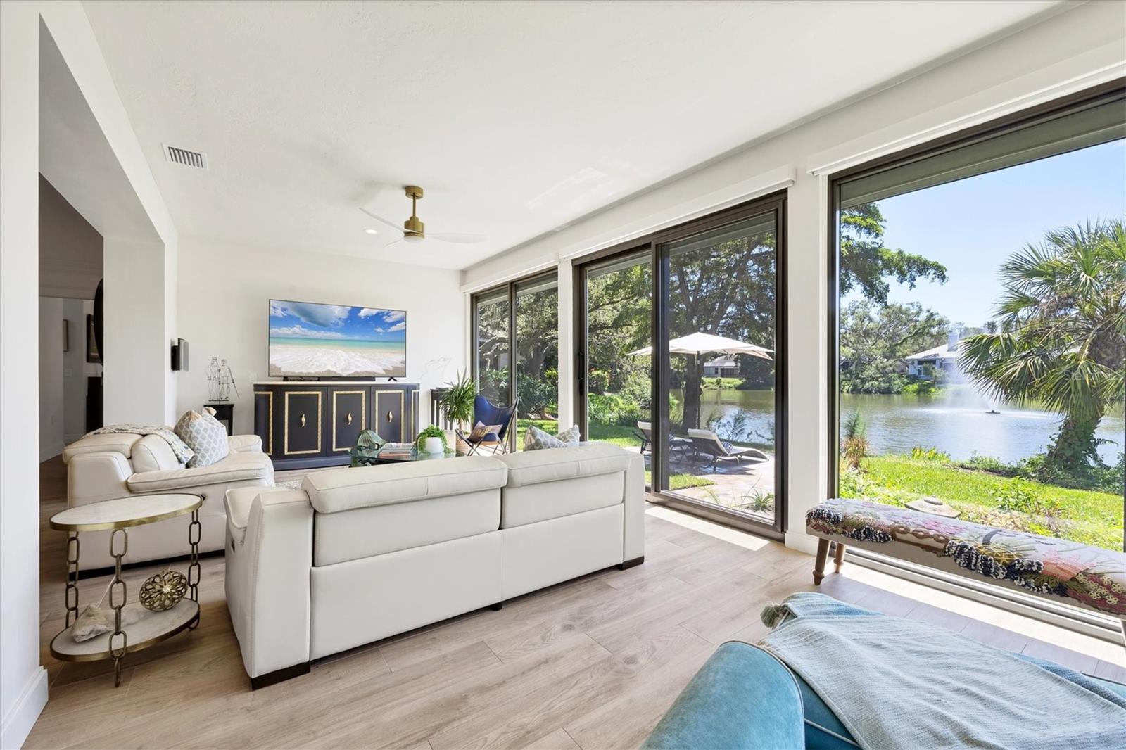 Image 13 of 37 For 17 Bayhead Lane