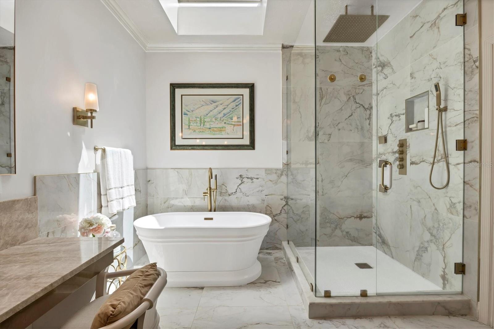 Image 18 of 37 For 17 Bayhead Lane