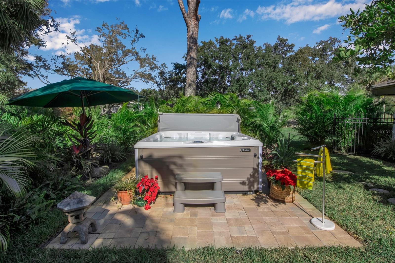 Image 32 of 37 For 17 Bayhead Lane