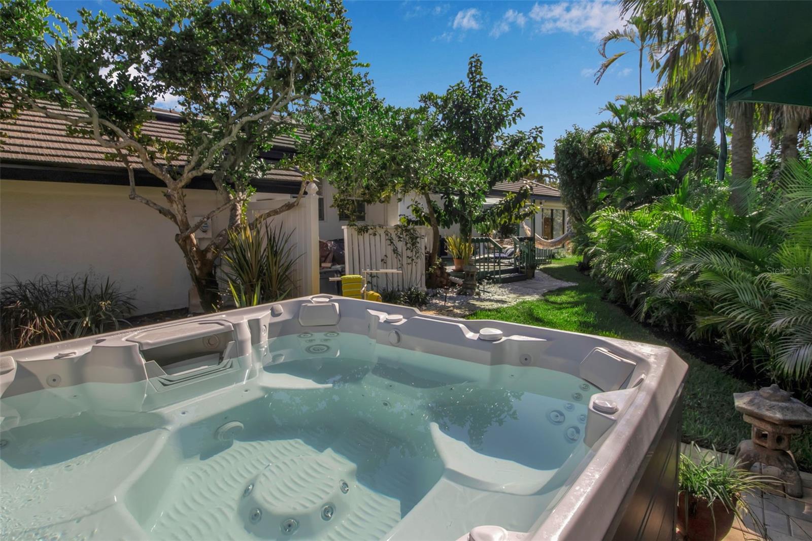 Image 33 of 37 For 17 Bayhead Lane