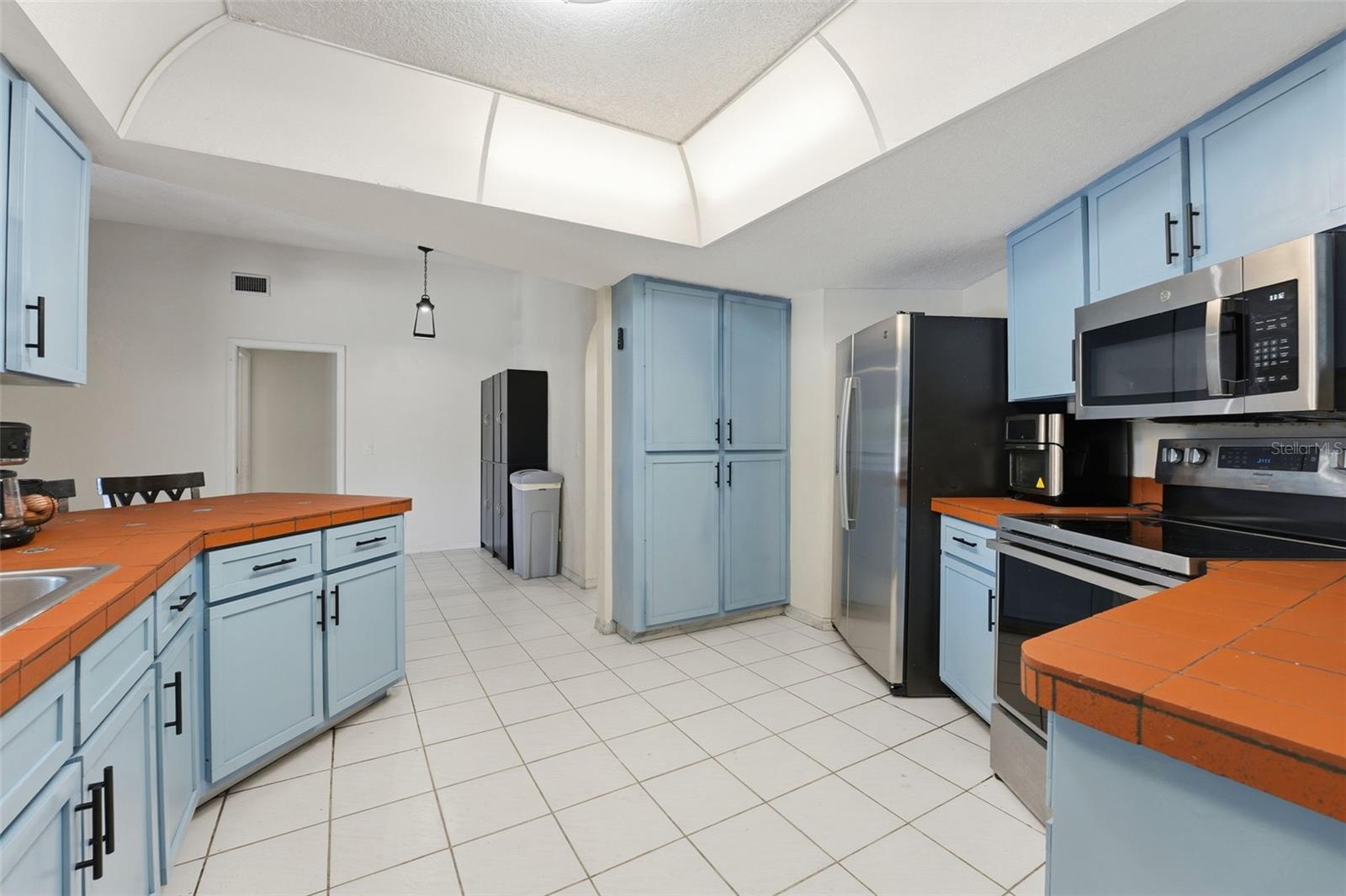 Image 11 of 41 For 1514 Kensington Street