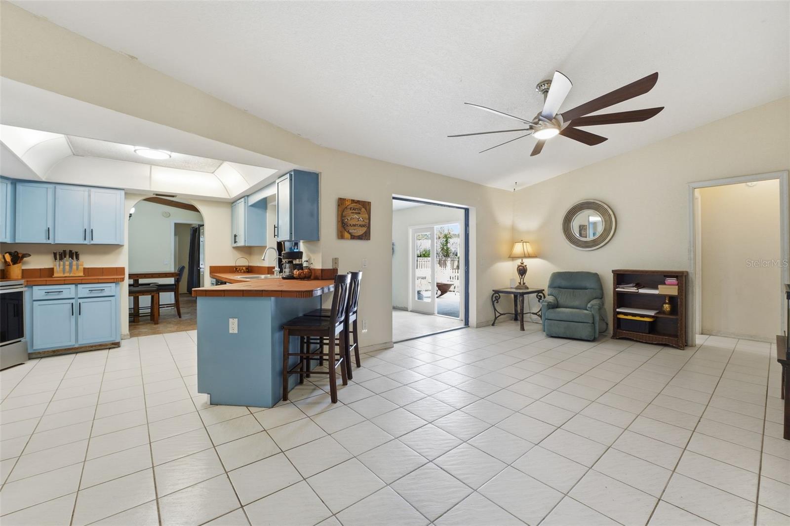 Image 12 of 41 For 1514 Kensington Street