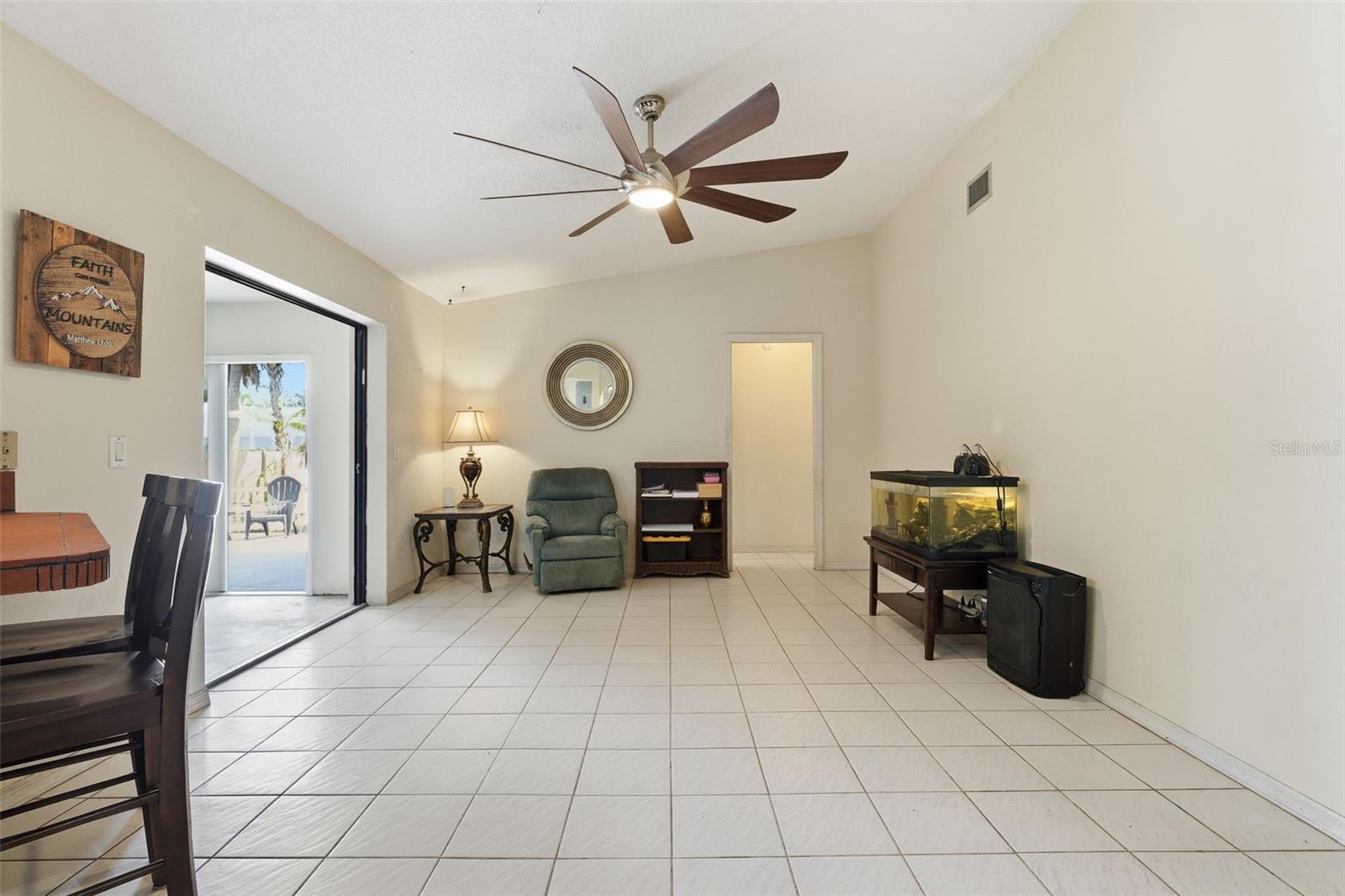 Image 13 of 41 For 1514 Kensington Street