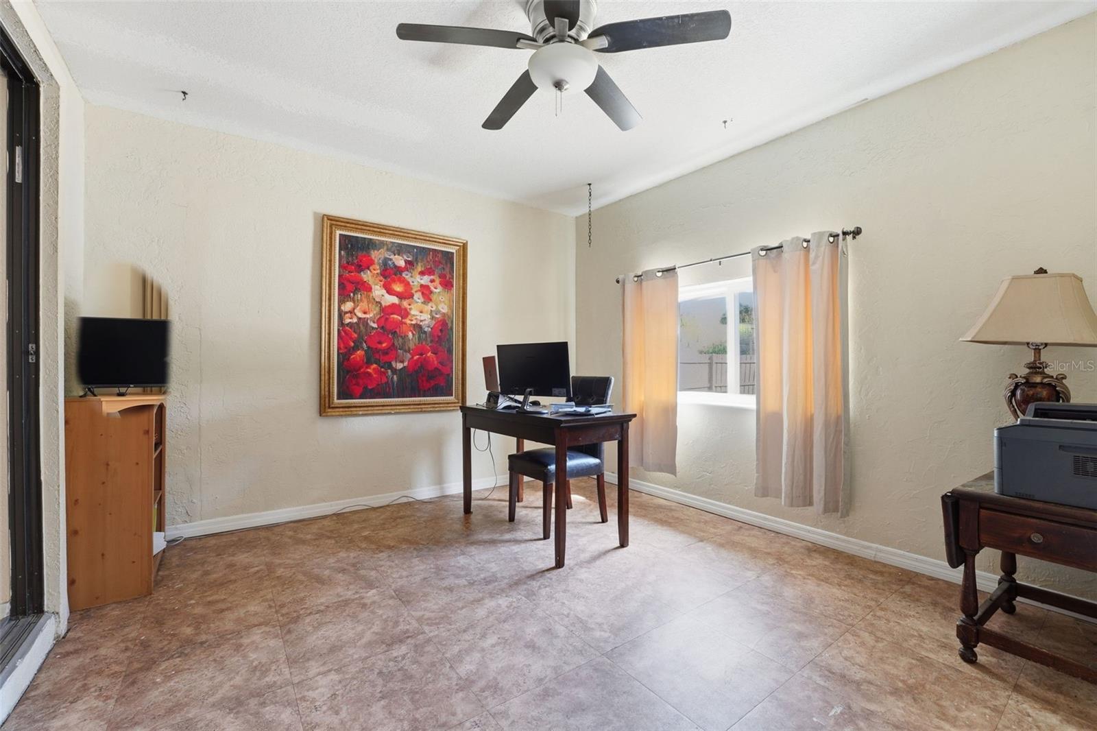 Image 17 of 41 For 1514 Kensington Street