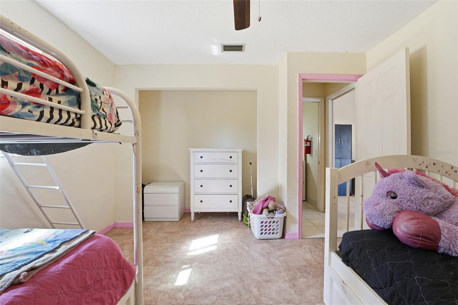 Image 24 of 41 For 1514 Kensington Street