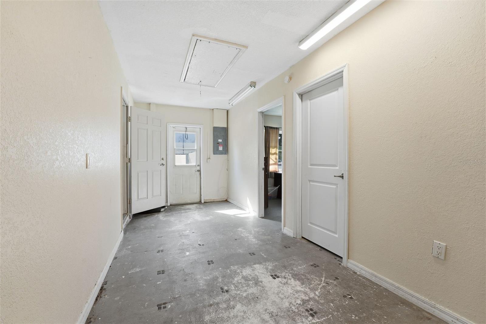 Image 32 of 41 For 1514 Kensington Street