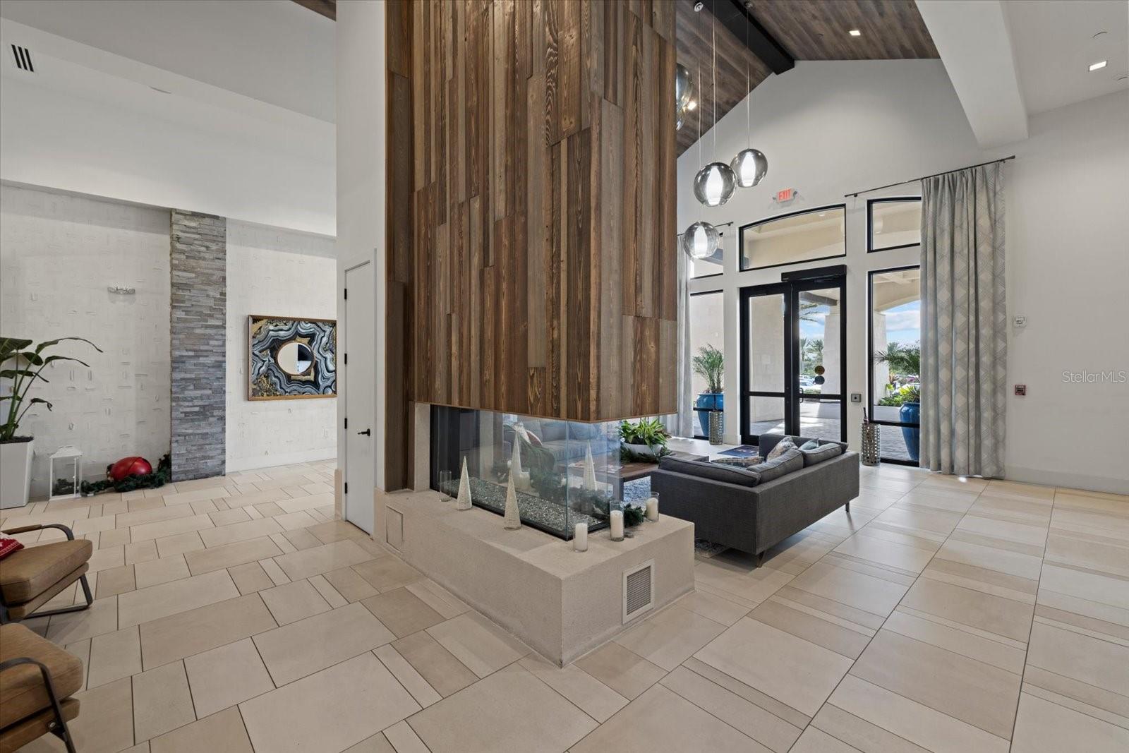 Image 40 of 55 For 12606 Fontana Loop