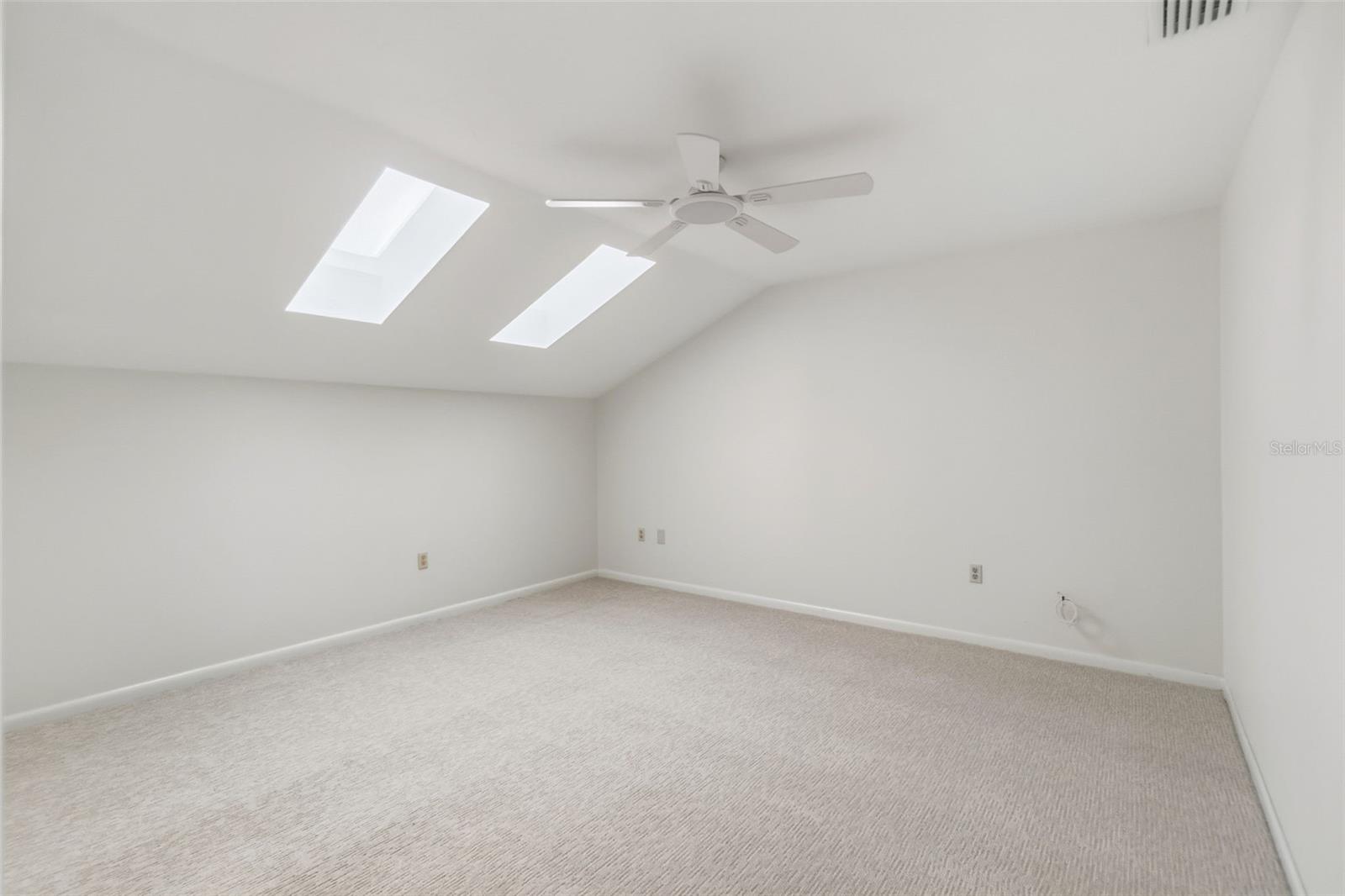 Image 35 of 71 For 4672 Pine Harrier Drive