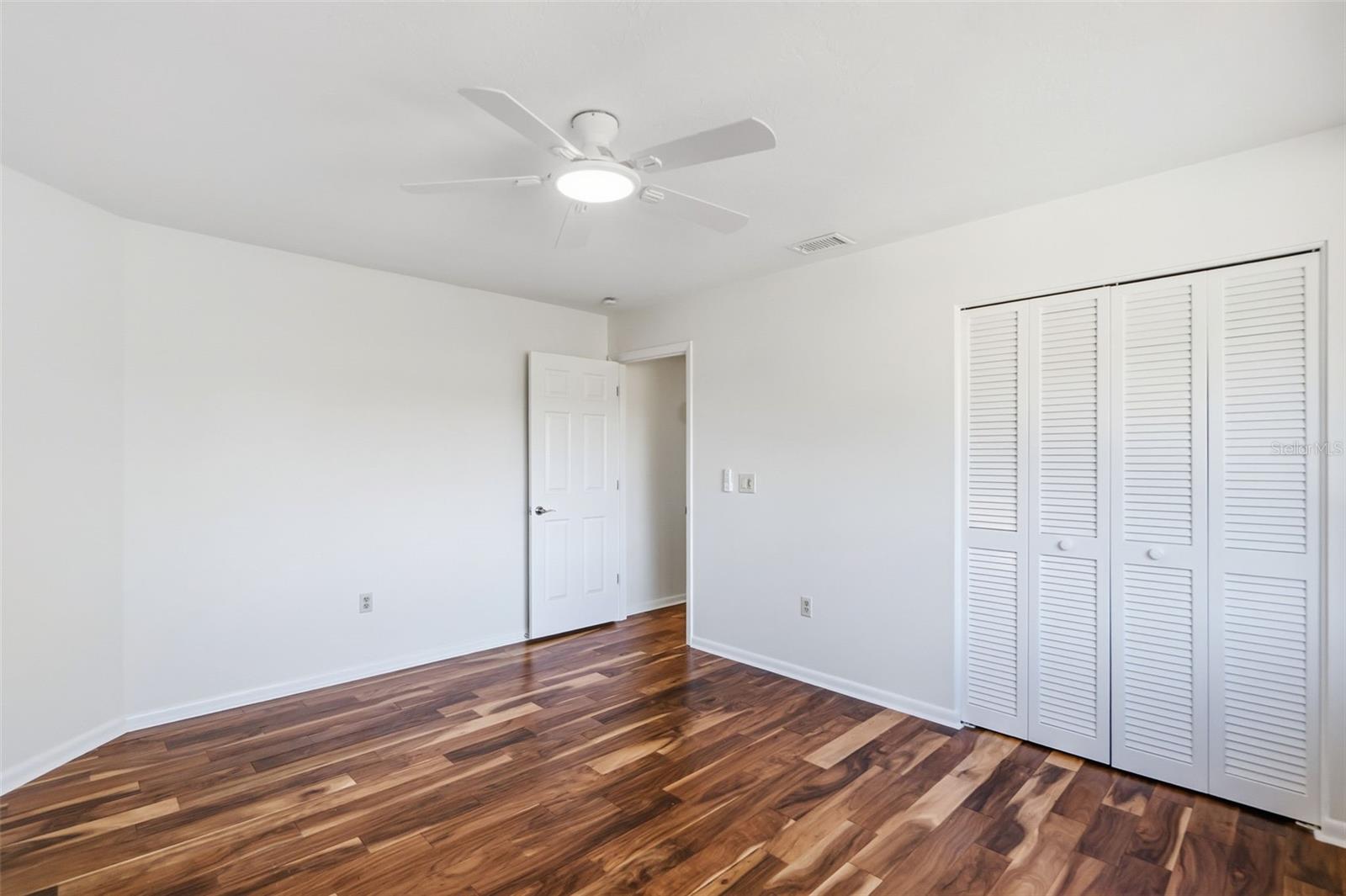 Image 38 of 71 For 4672 Pine Harrier Drive