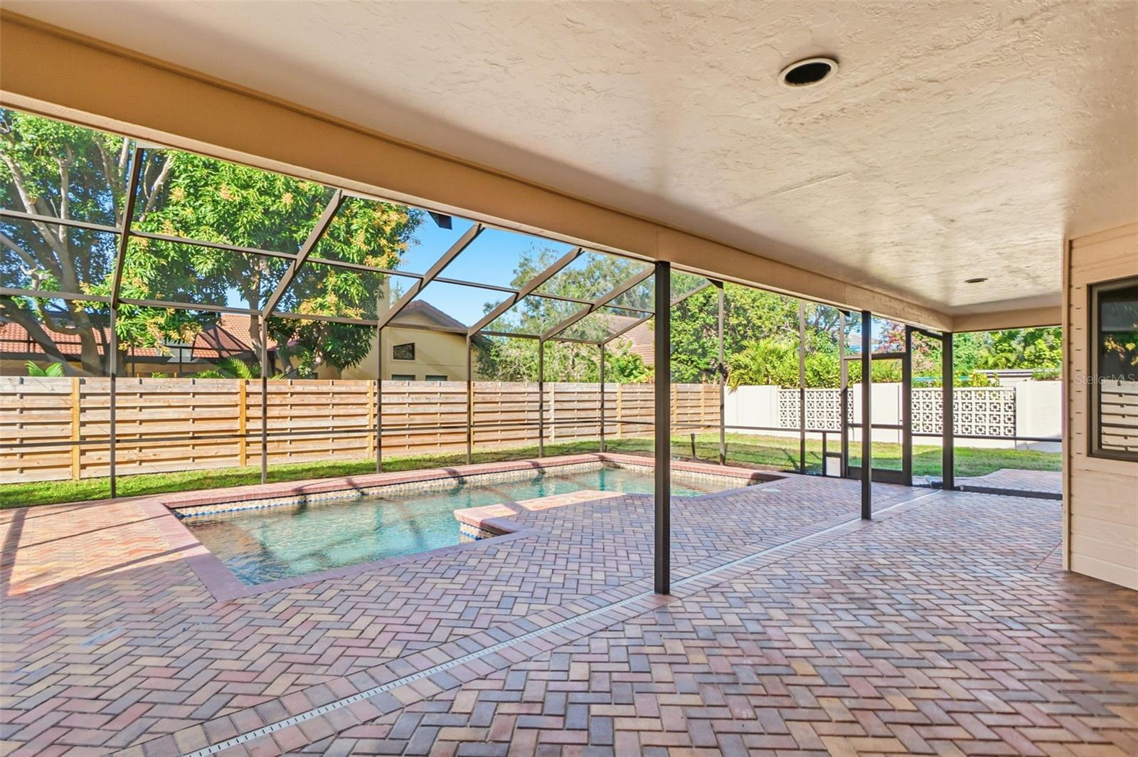 Image 44 of 71 For 4672 Pine Harrier Drive