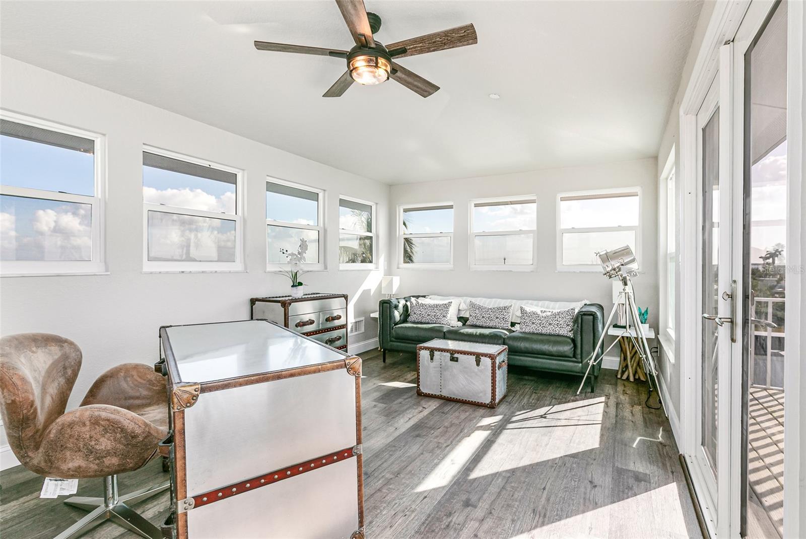 Image 29 of 81 For 12201 Shoreview Drive