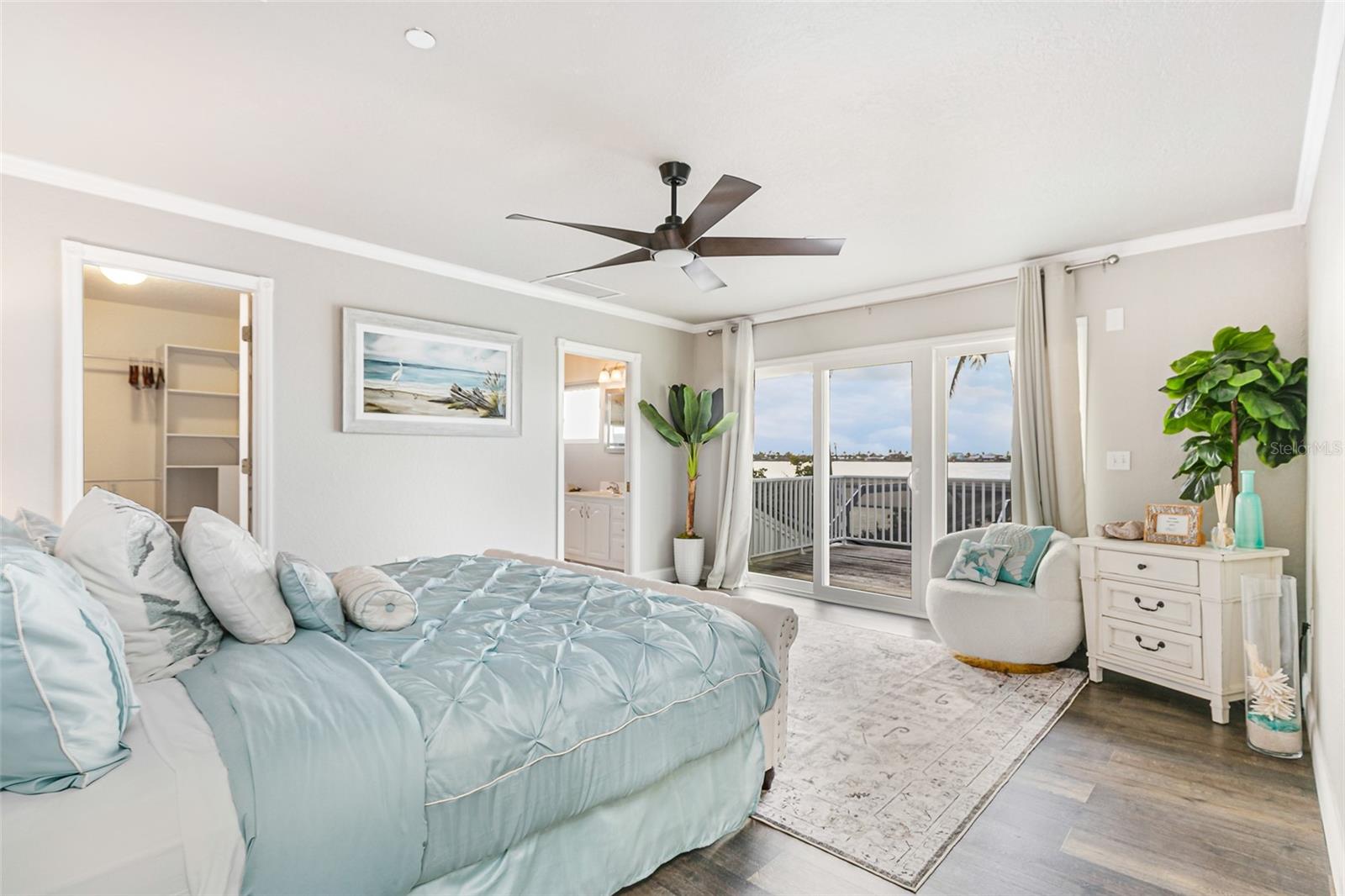 Image 30 of 81 For 12201 Shoreview Drive