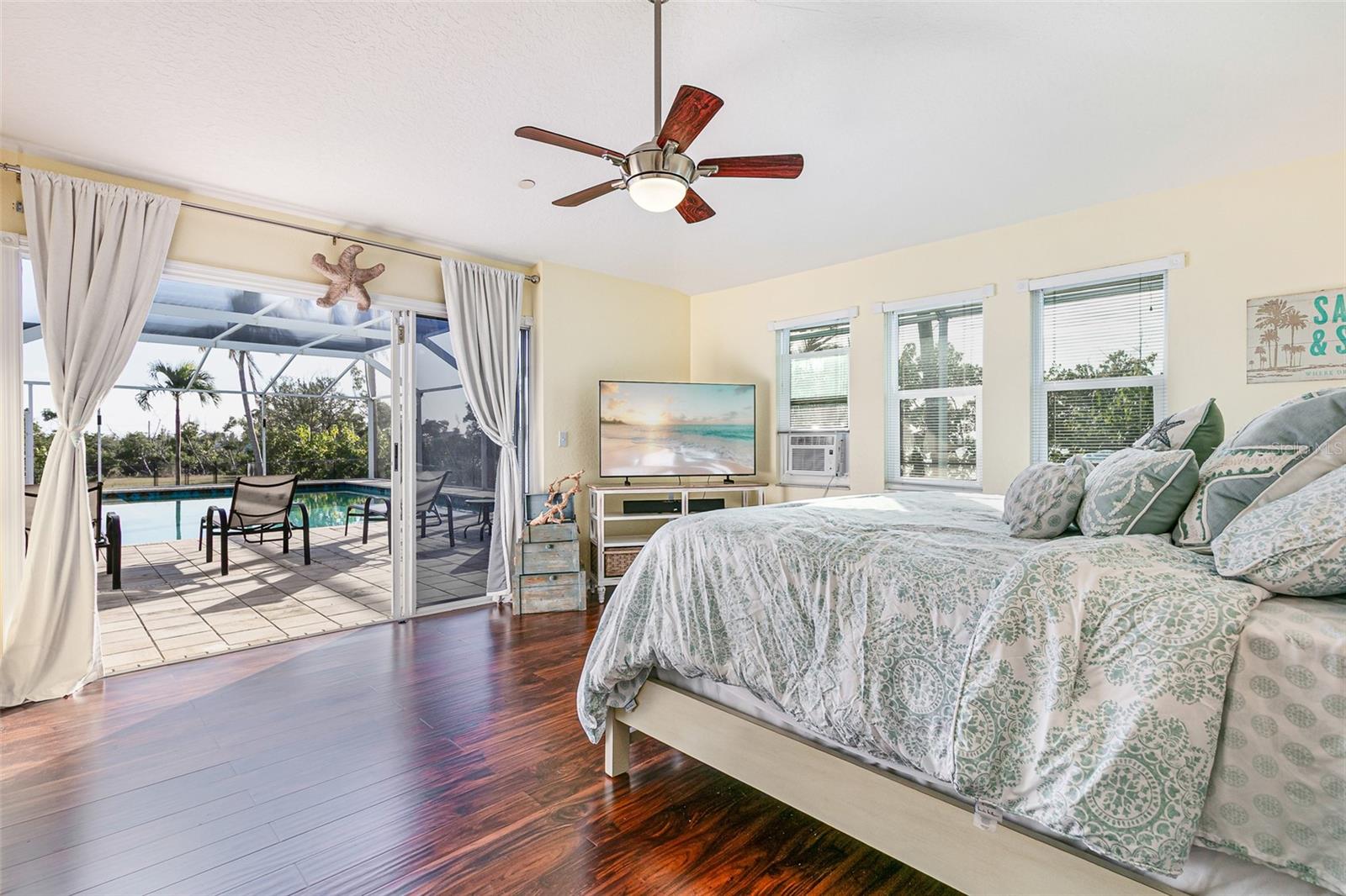 Image 37 of 81 For 12201 Shoreview Drive