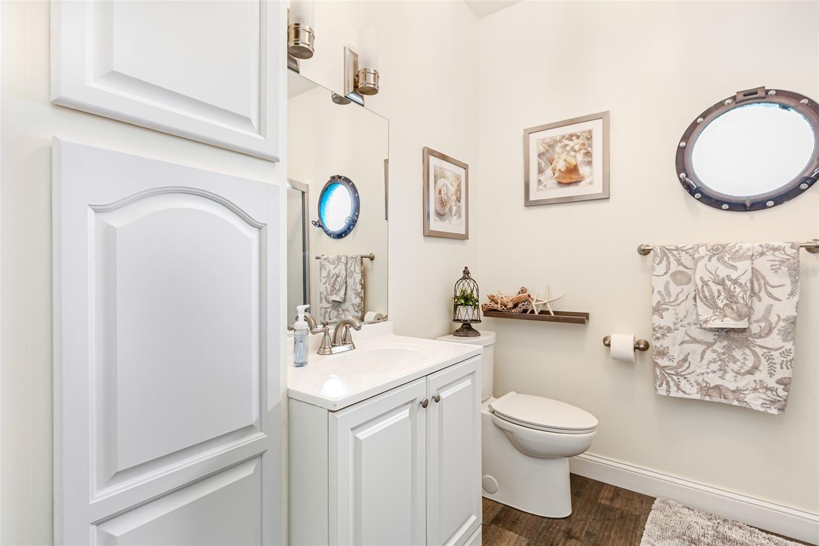 Image 41 of 81 For 12201 Shoreview Drive