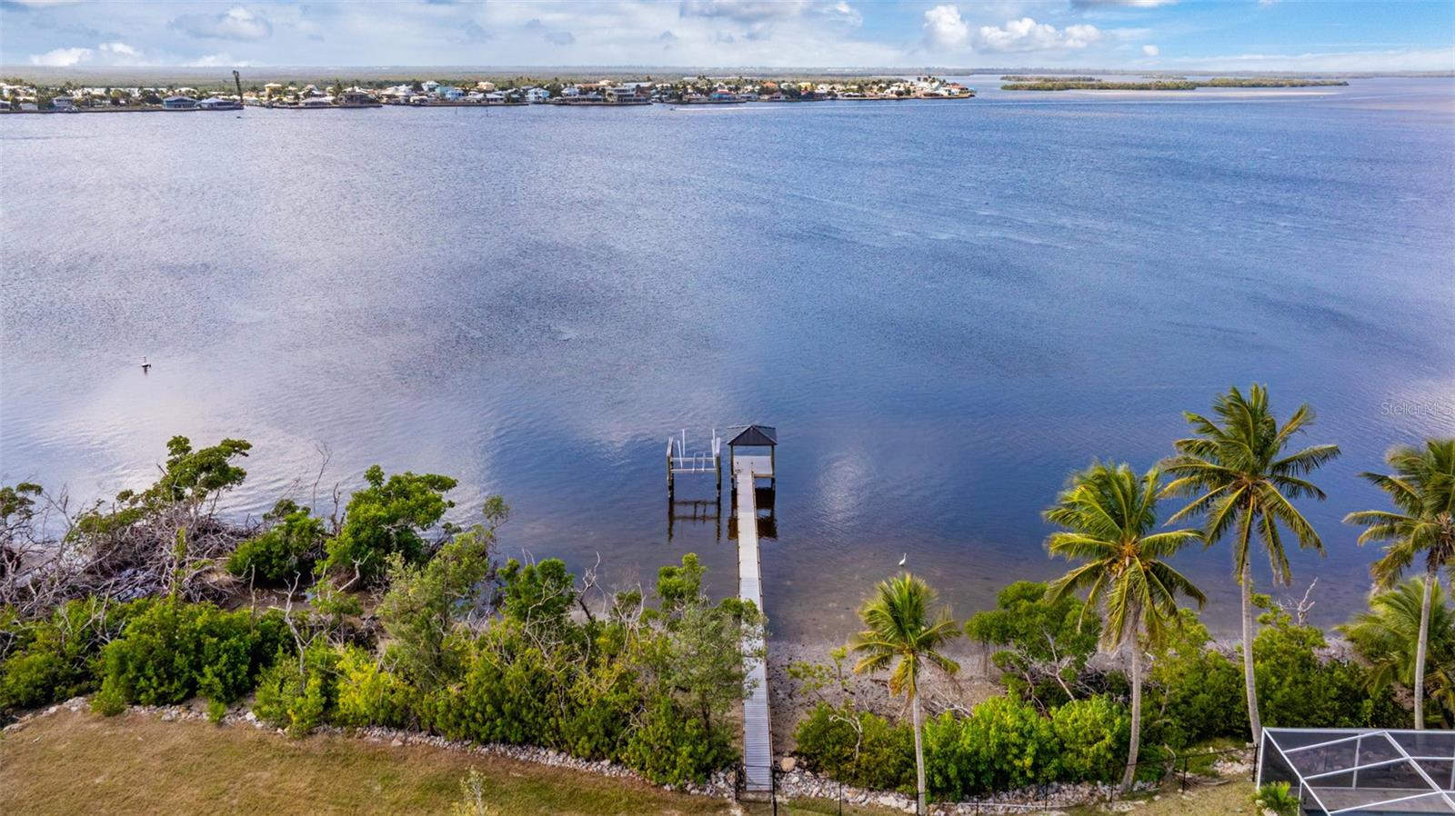 Image 6 of 81 For 12201 Shoreview Drive