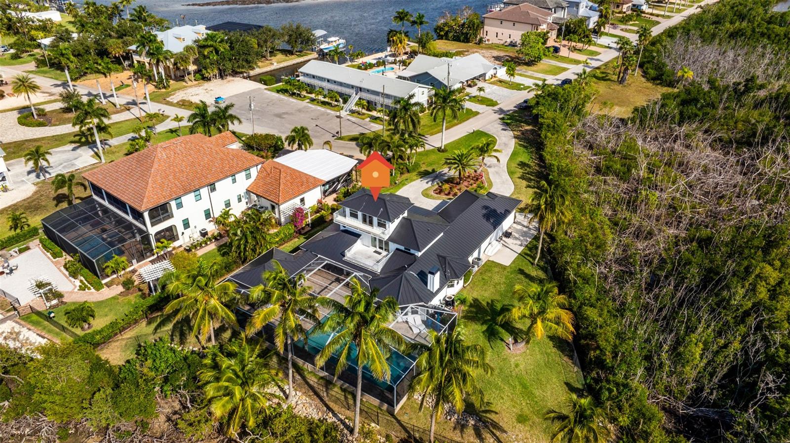 Image 63 of 81 For 12201 Shoreview Drive