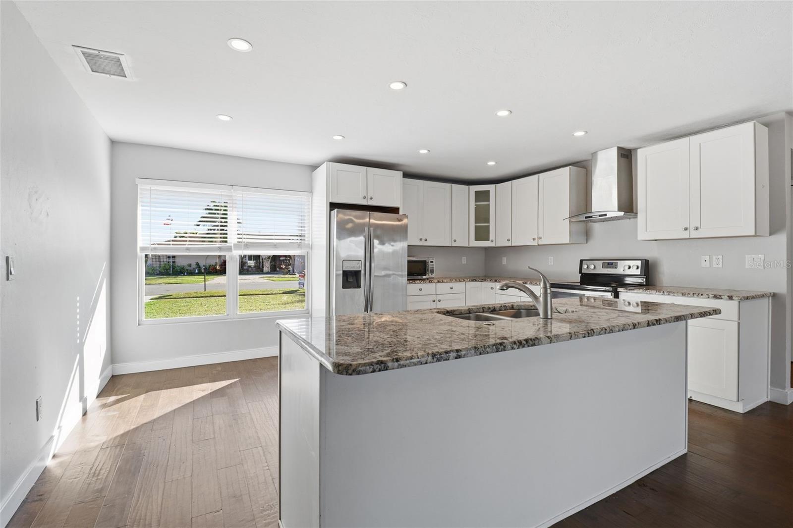 Image 12 of 42 For 1495 Charmont Place