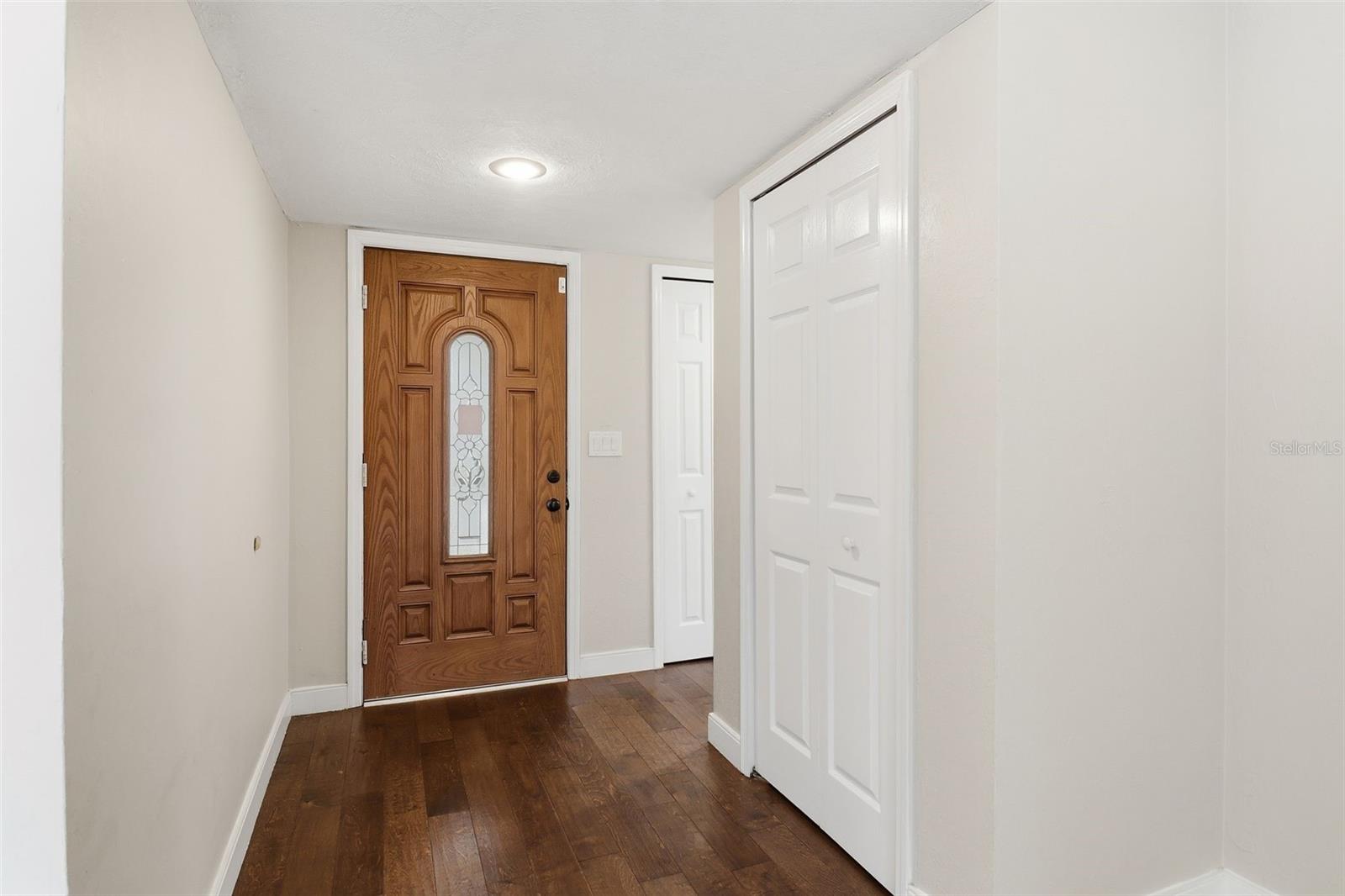 Image 5 of 42 For 1495 Charmont Place