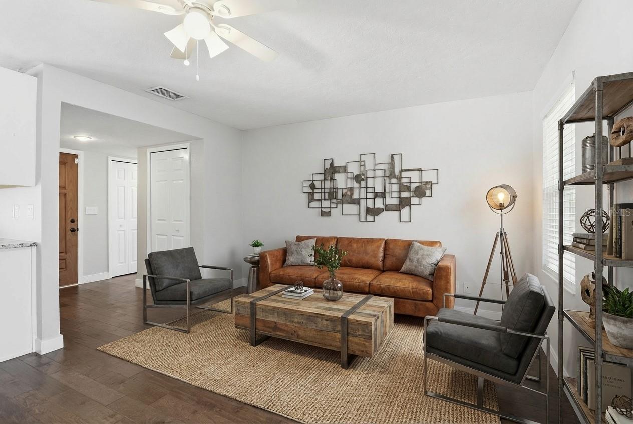 Image 7 of 42 For 1495 Charmont Place