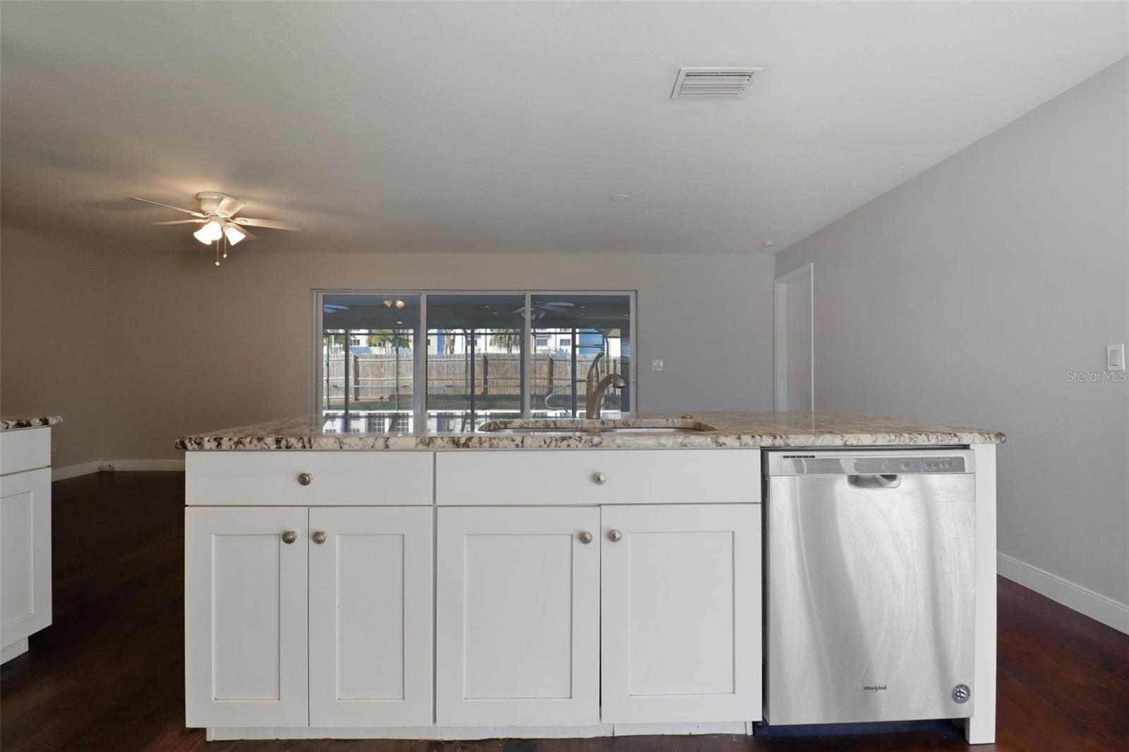 Image 8 of 42 For 1495 Charmont Place