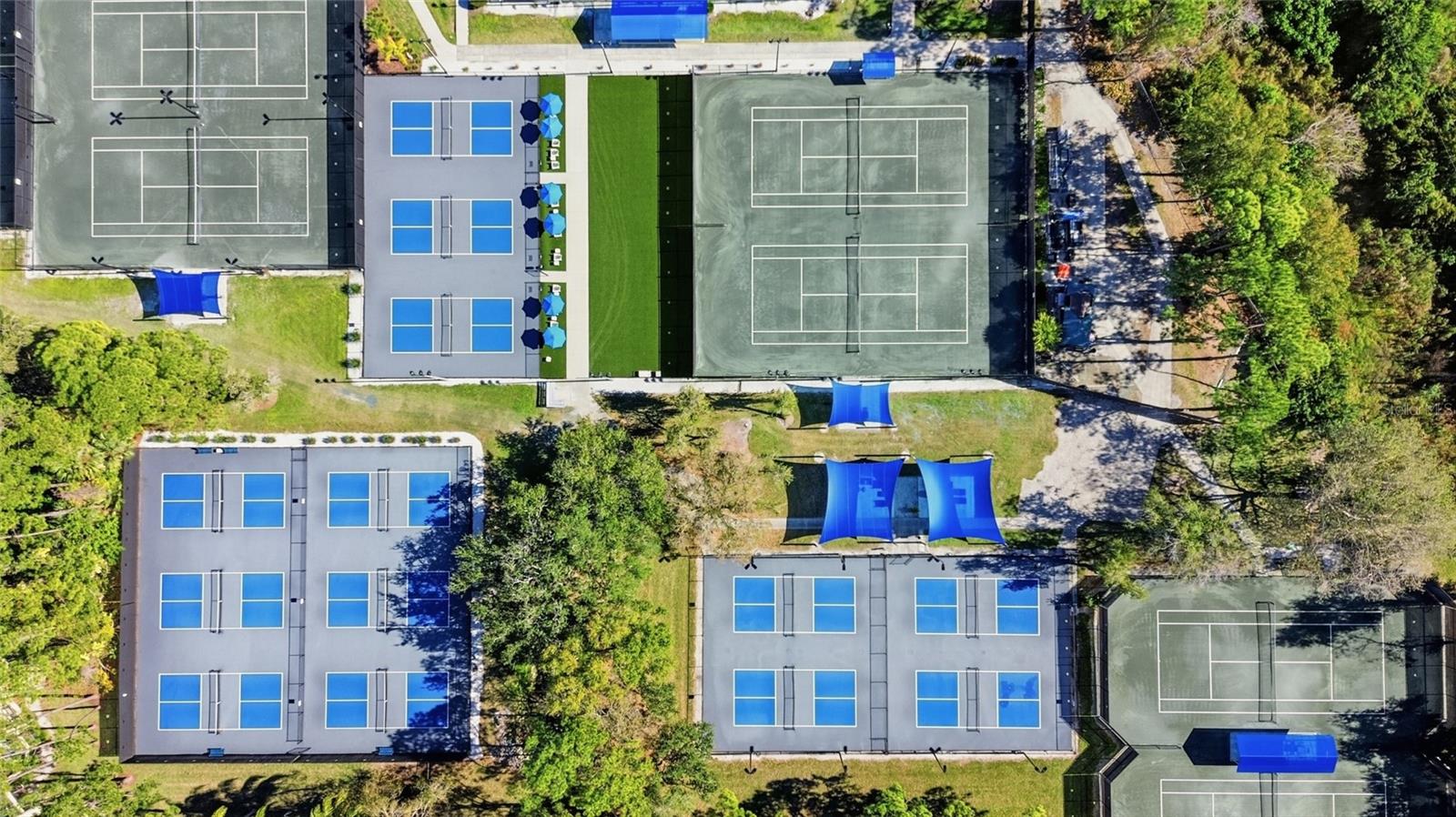 Image 31 of 37 For 475 Woods Landing Trail