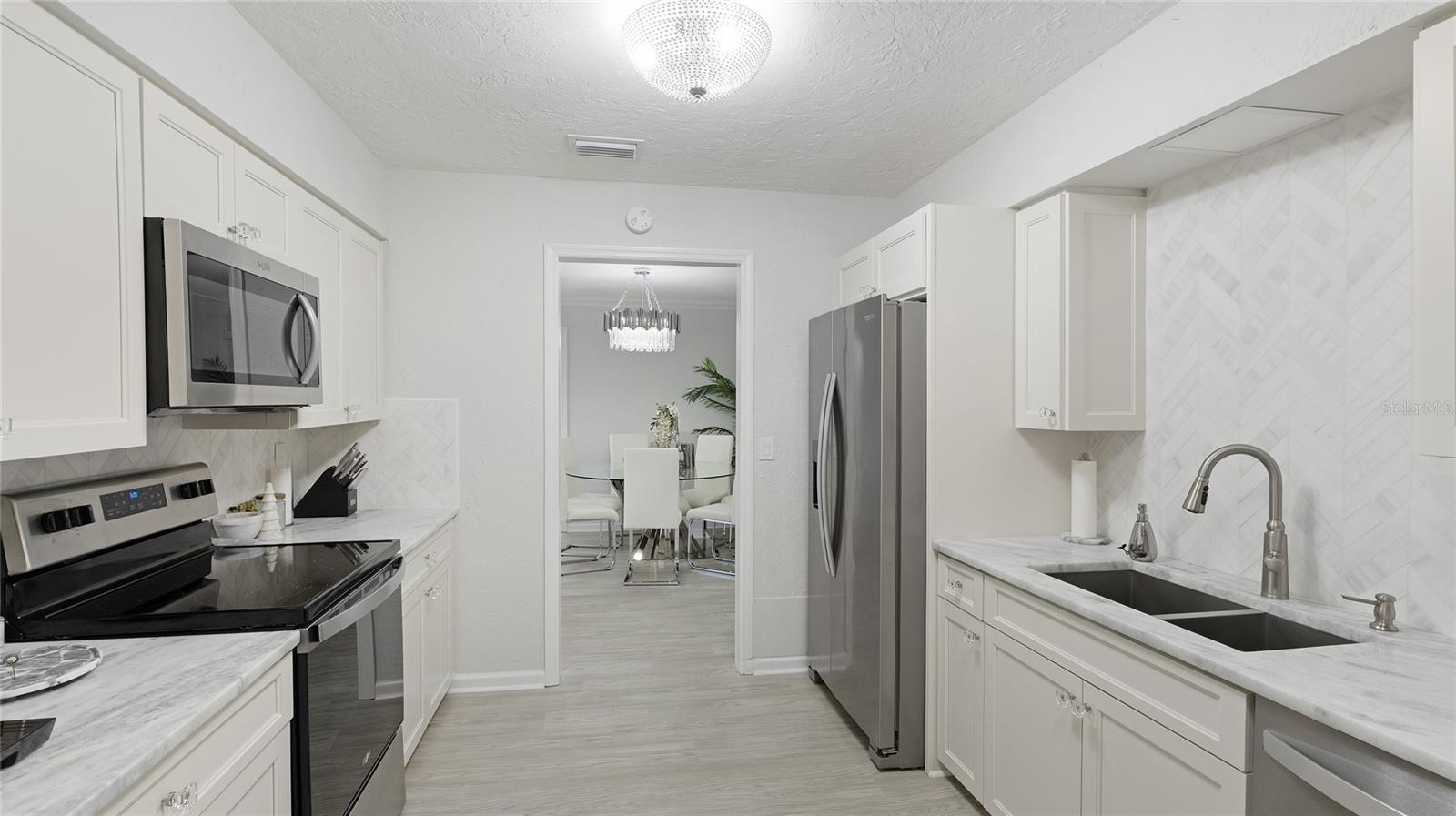 Image 16 of 34 For 6726 Lockwood Ridge Road