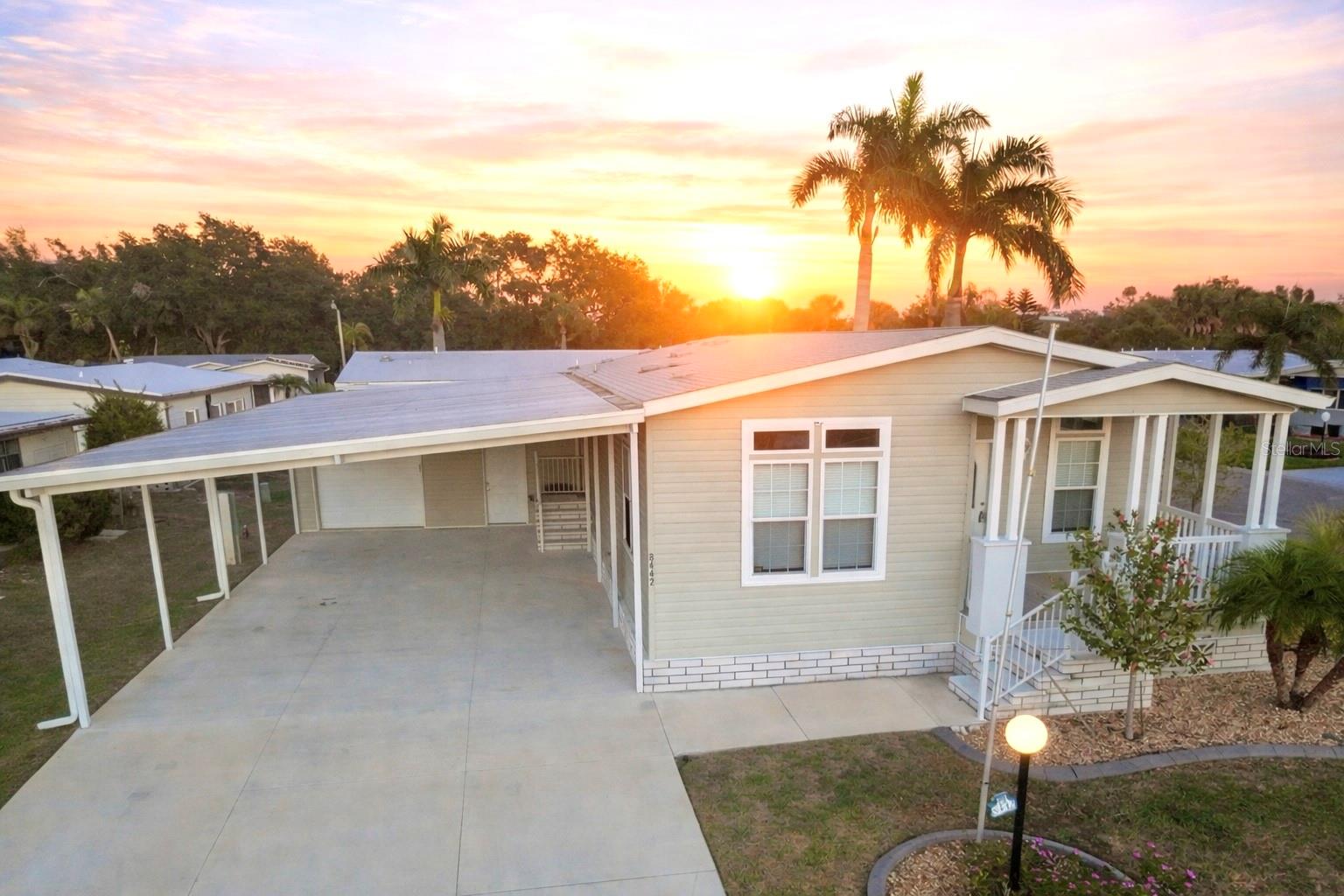 Details for 8442 Castle Garden Road, PALMETTO, FL 34221