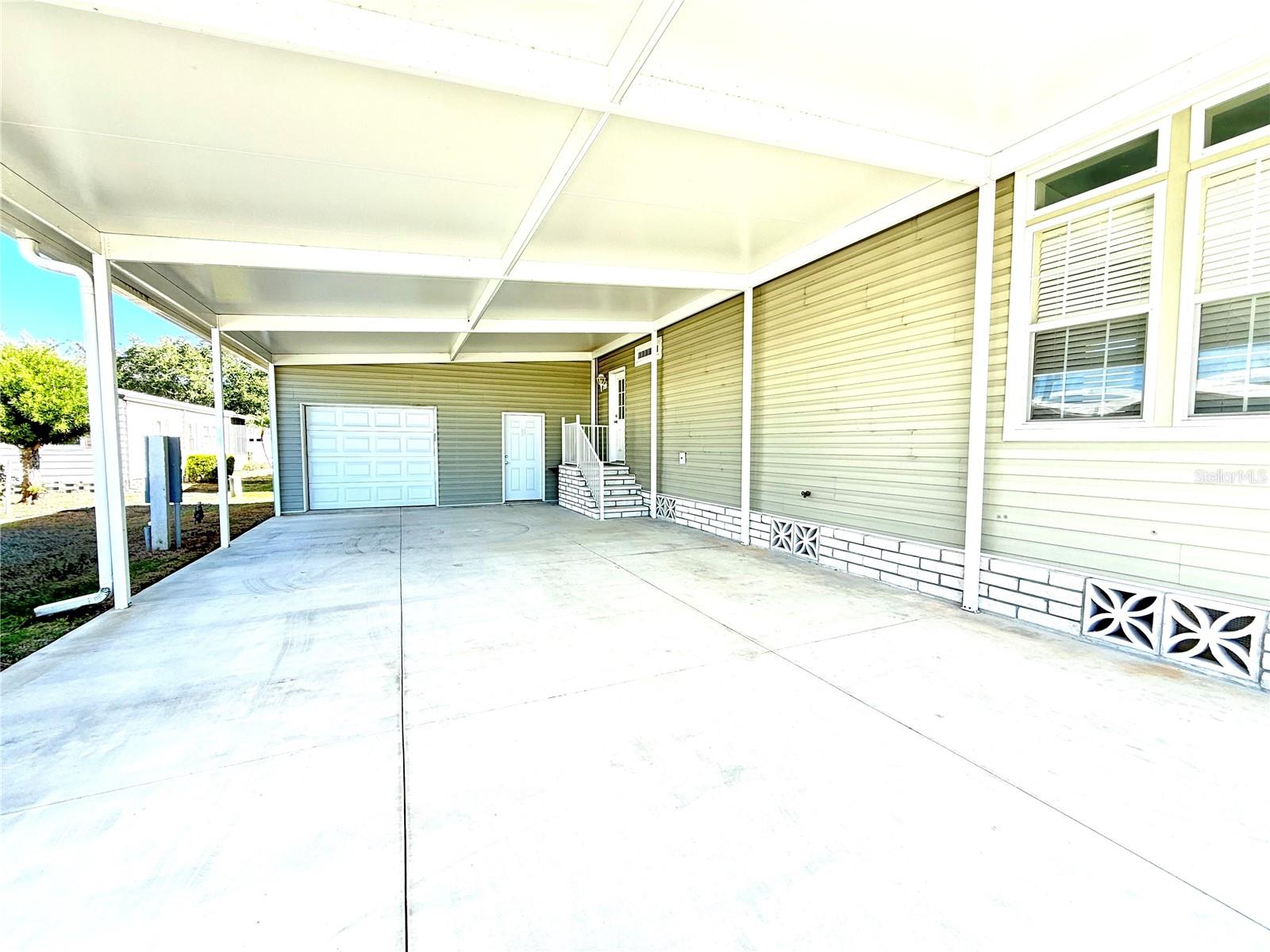 Image 10 of 30 For 8442 Castle Garden Road