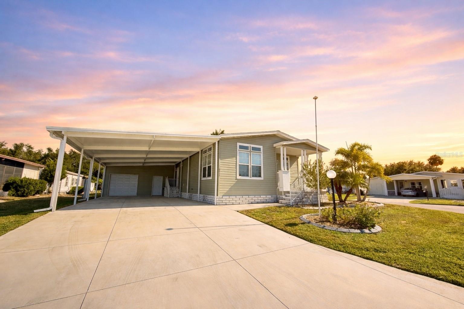 Image 2 of 30 For 8442 Castle Garden Road