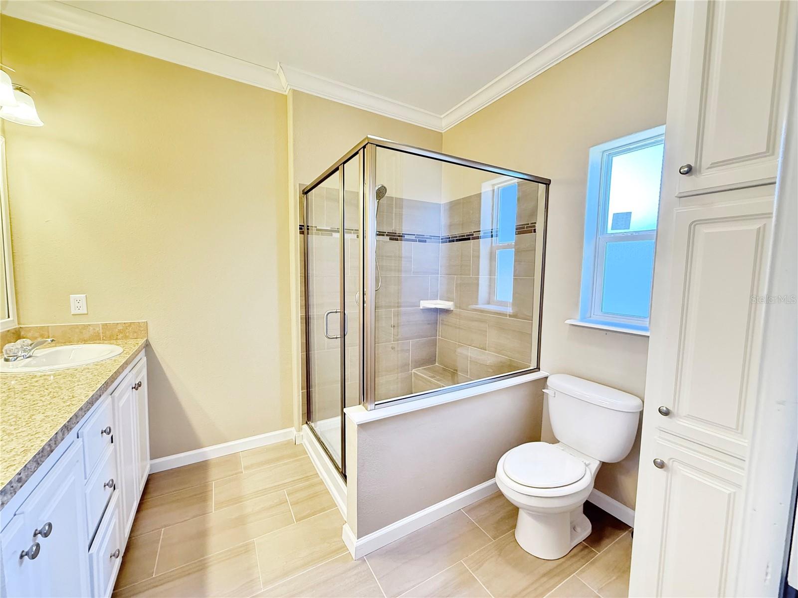 Image 28 of 30 For 8442 Castle Garden Road