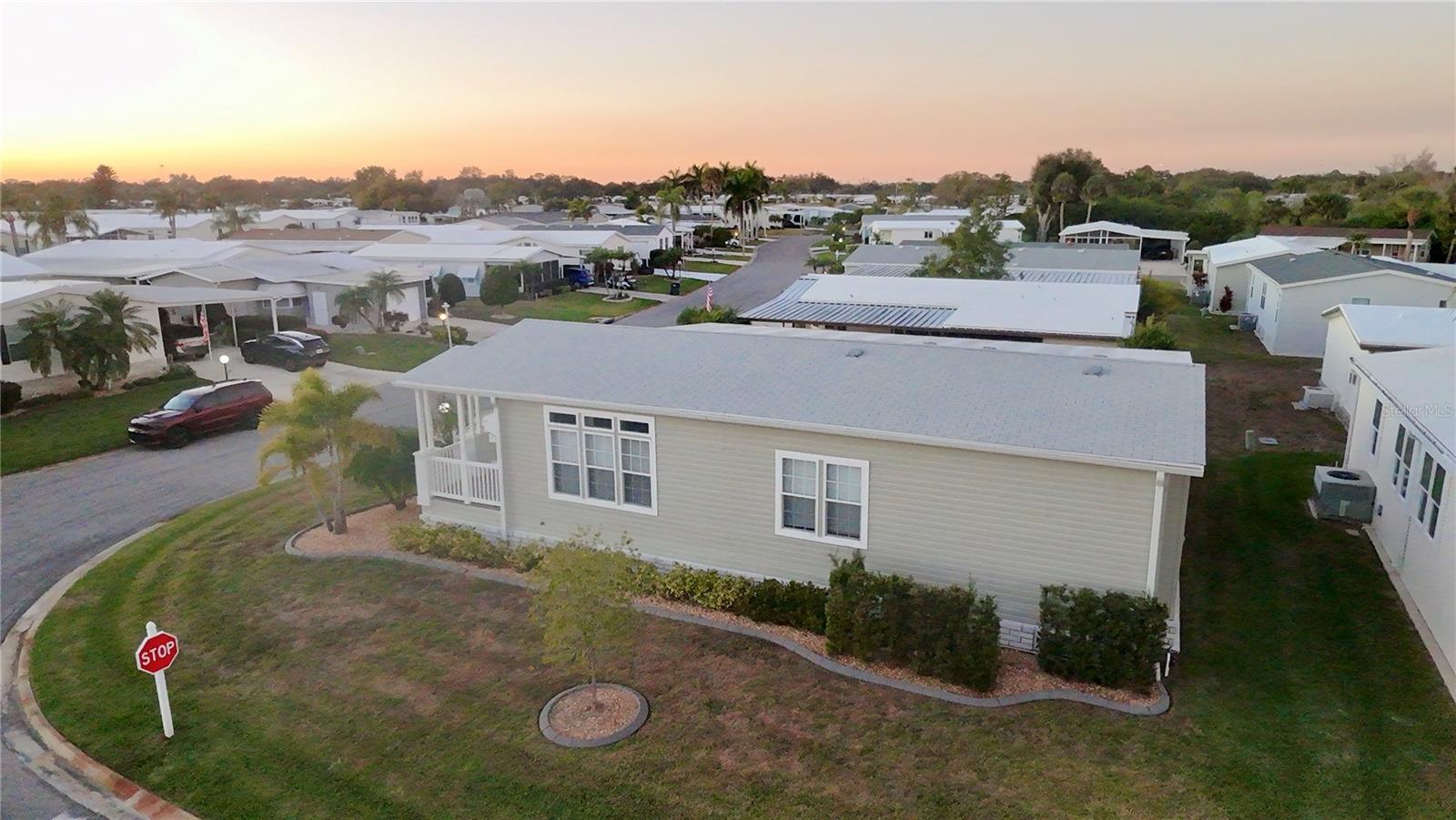 Image 6 of 30 For 8442 Castle Garden Road