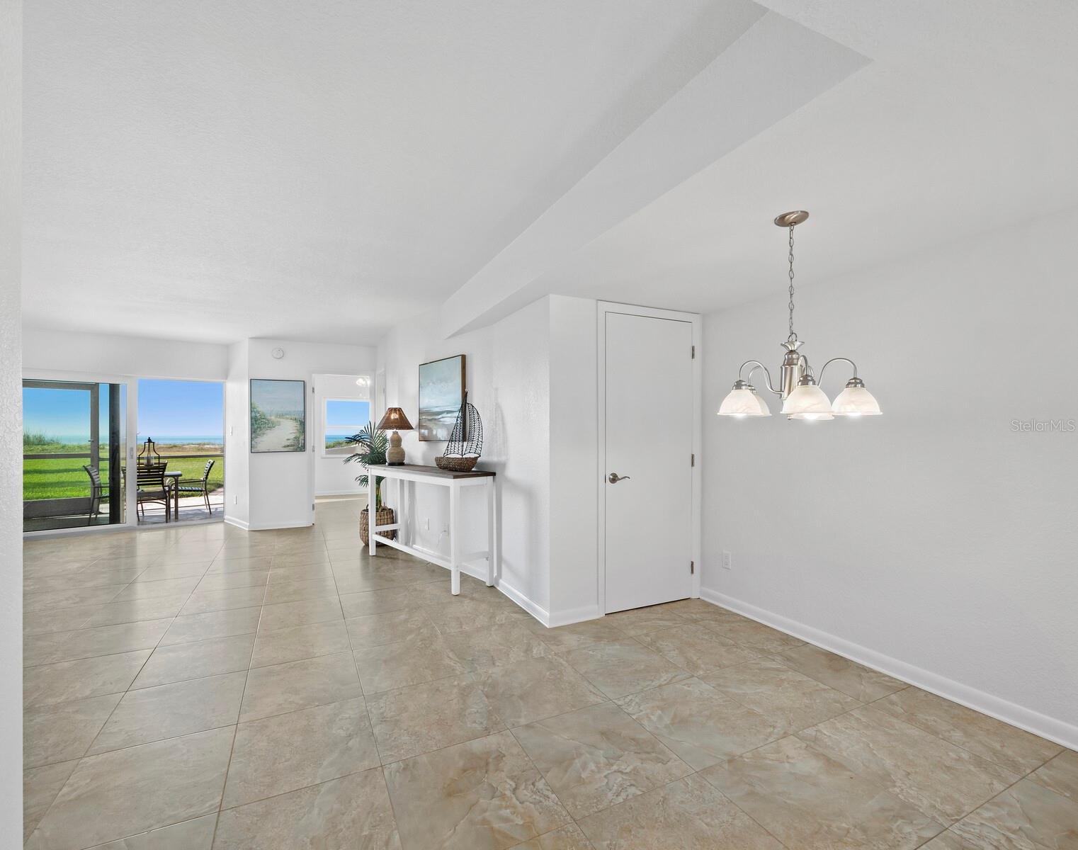 Image 12 of 48 For 5231 Gulf Of Mexico Drive 104