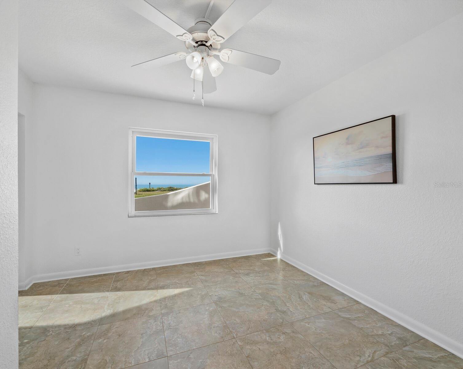 Image 21 of 48 For 5231 Gulf Of Mexico Drive 104