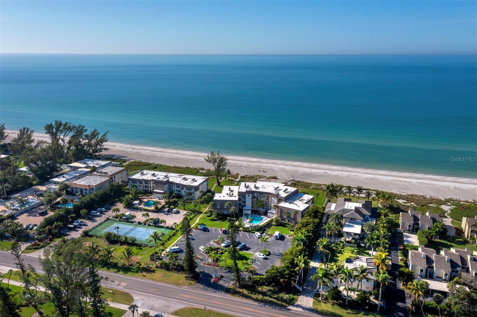 Image 38 of 48 For 5231 Gulf Of Mexico Drive 104