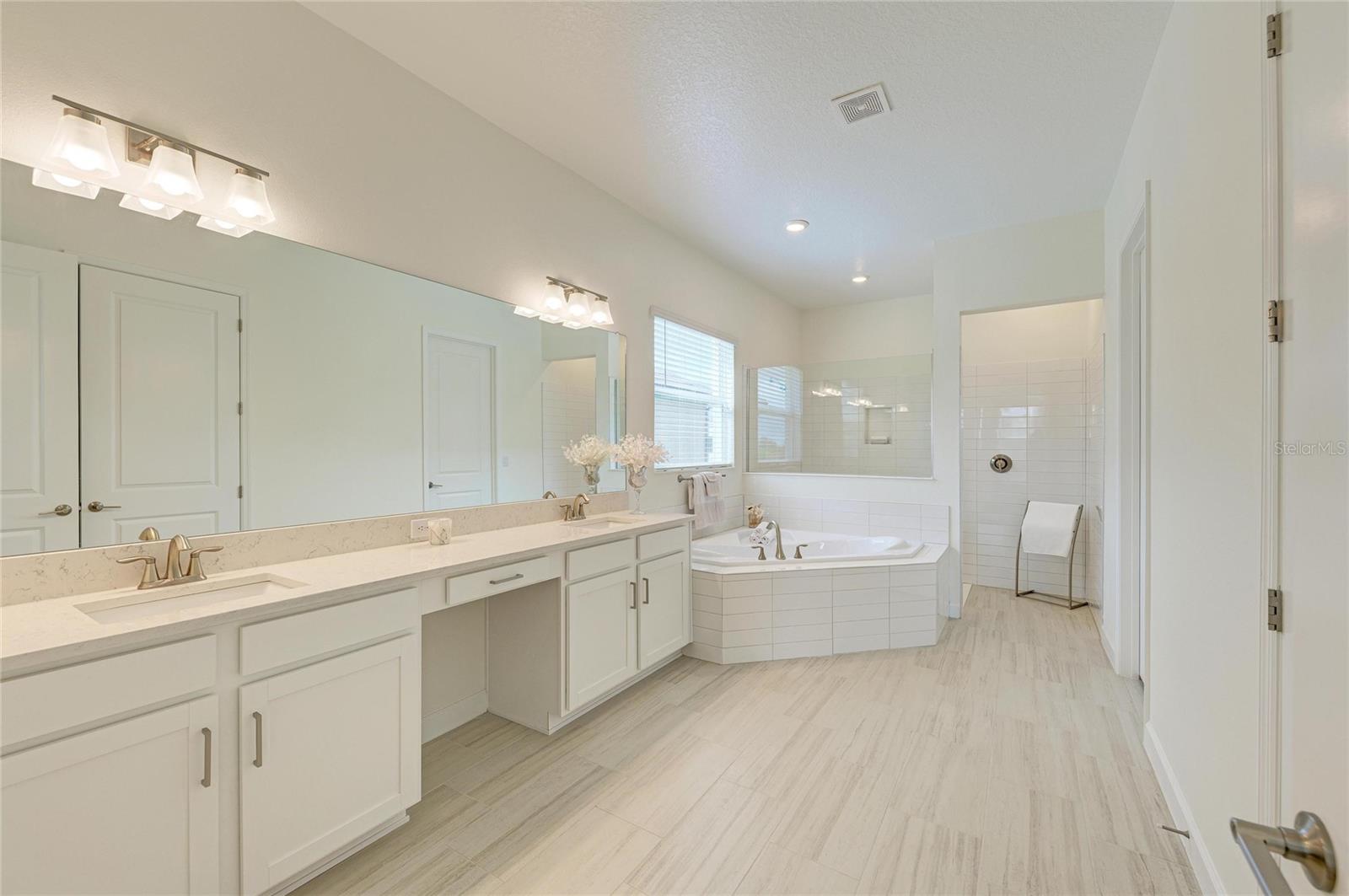 Image 34 of 89 For 12208 Violet Jasper Drive