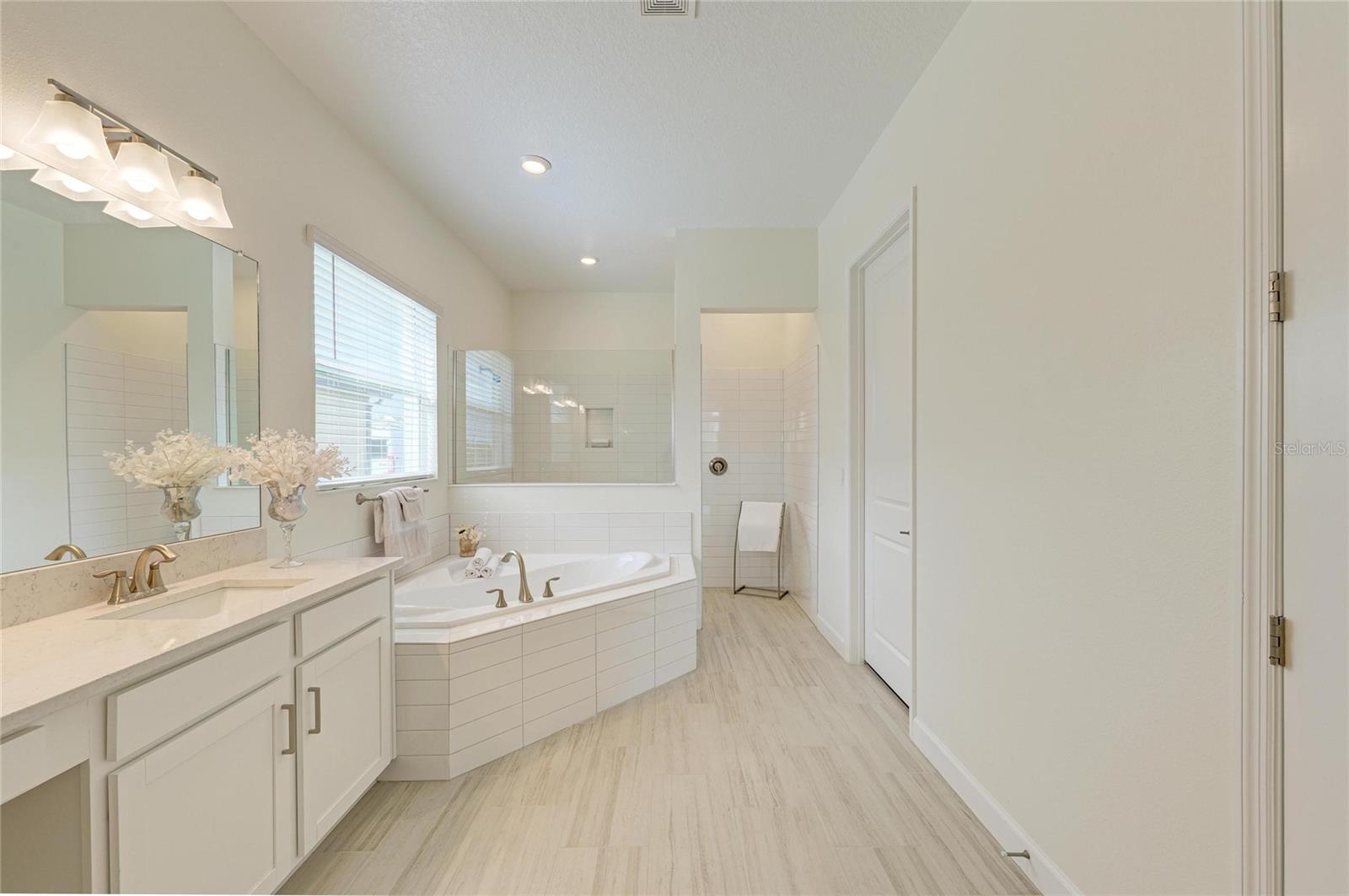 Image 35 of 89 For 12208 Violet Jasper Drive