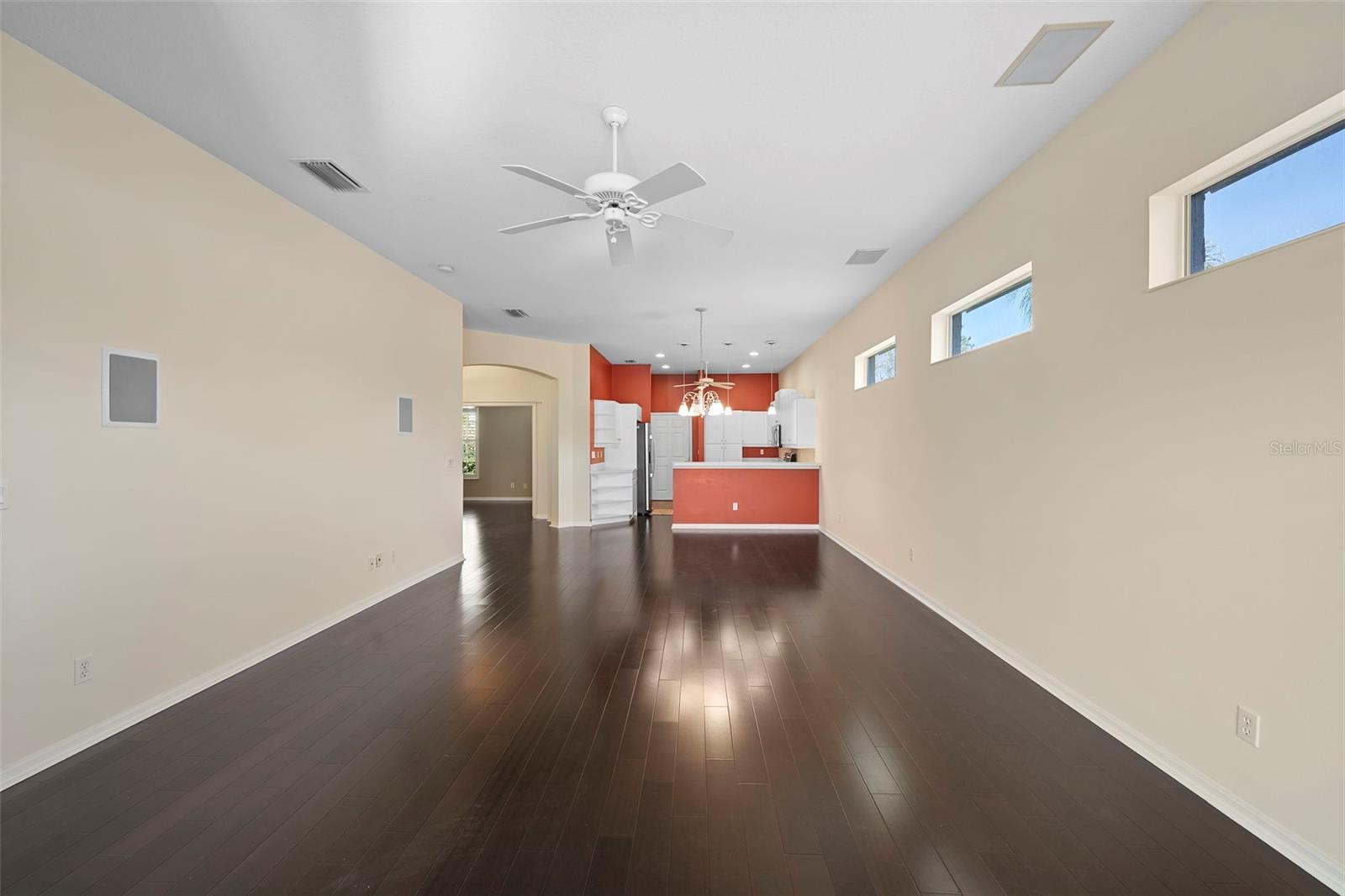 Image 18 of 76 For 2081 Lynx Run