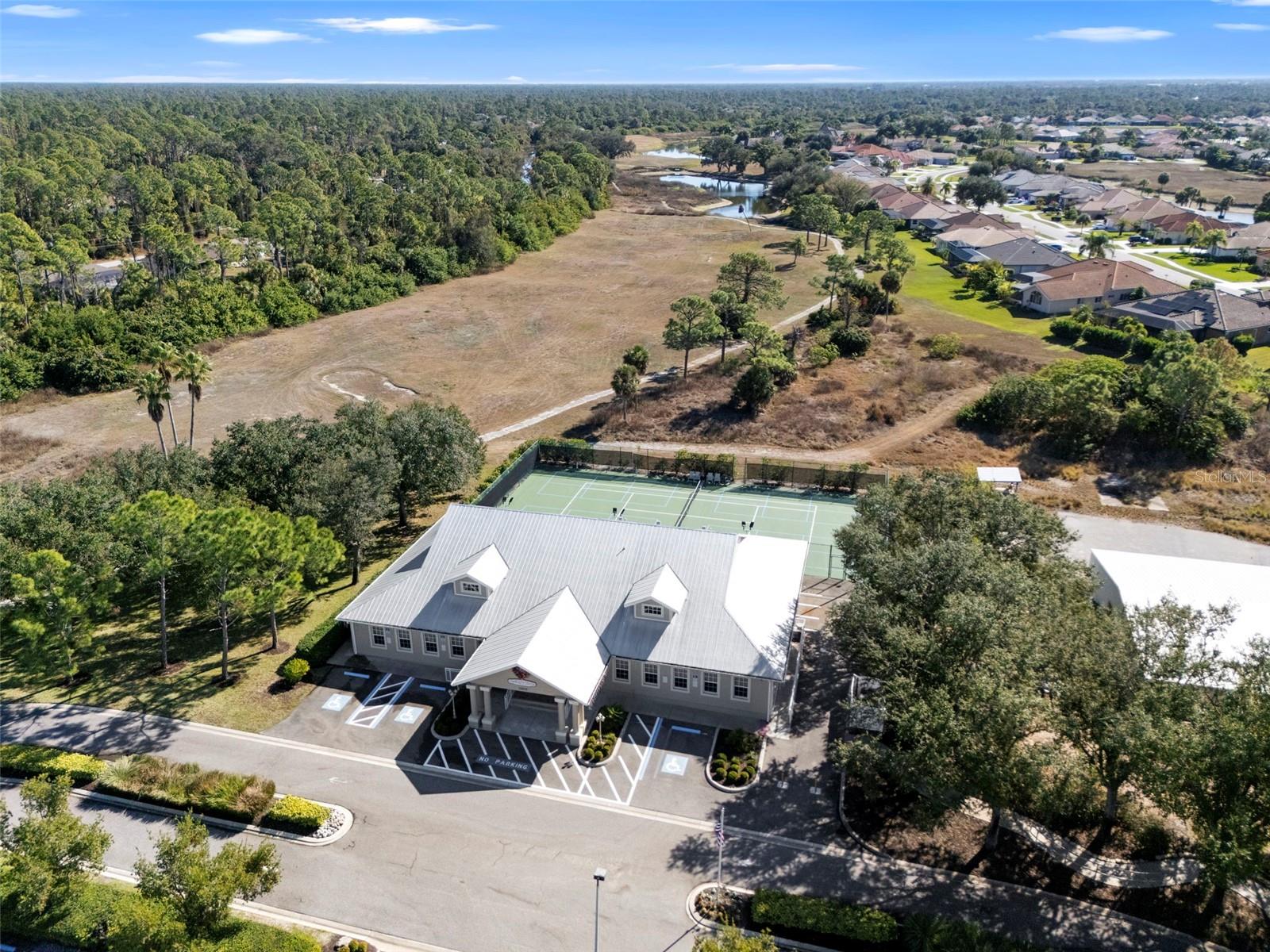 Image 75 of 76 For 2081 Lynx Run