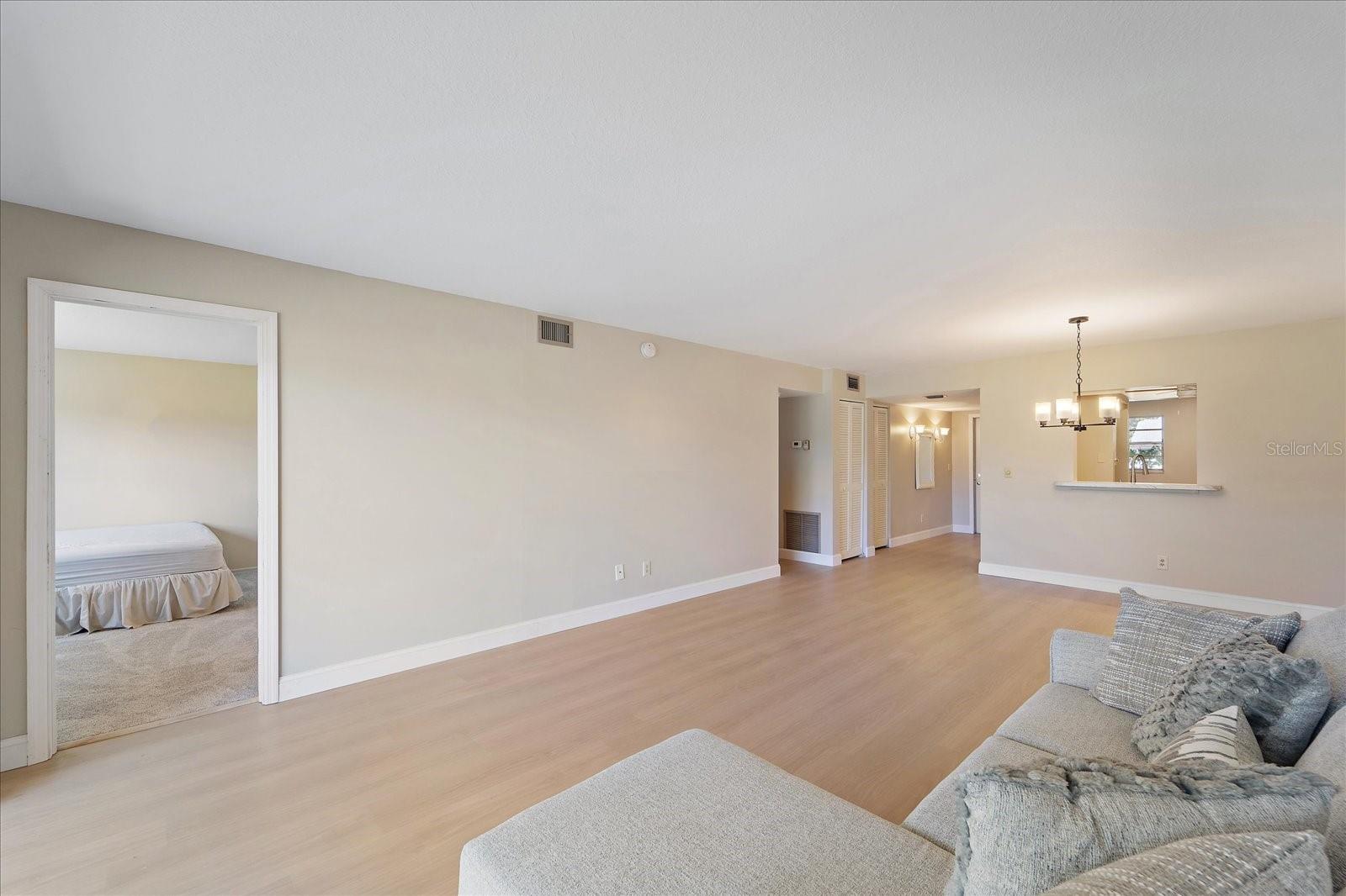 Image 8 of 36 For 7860 Palm Aire Lane 104