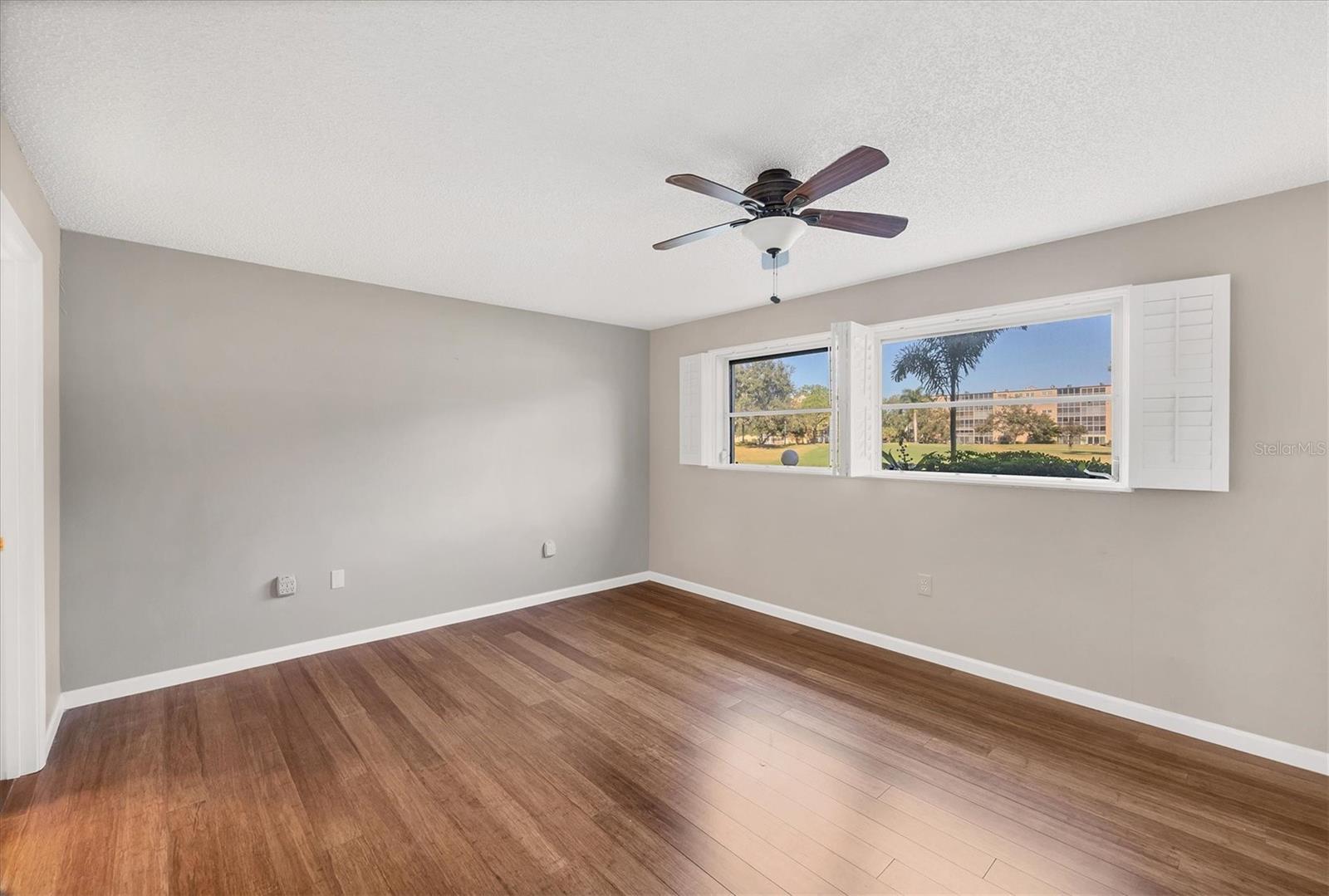 Image 16 of 57 For 3820 Ironwood Lane 106i