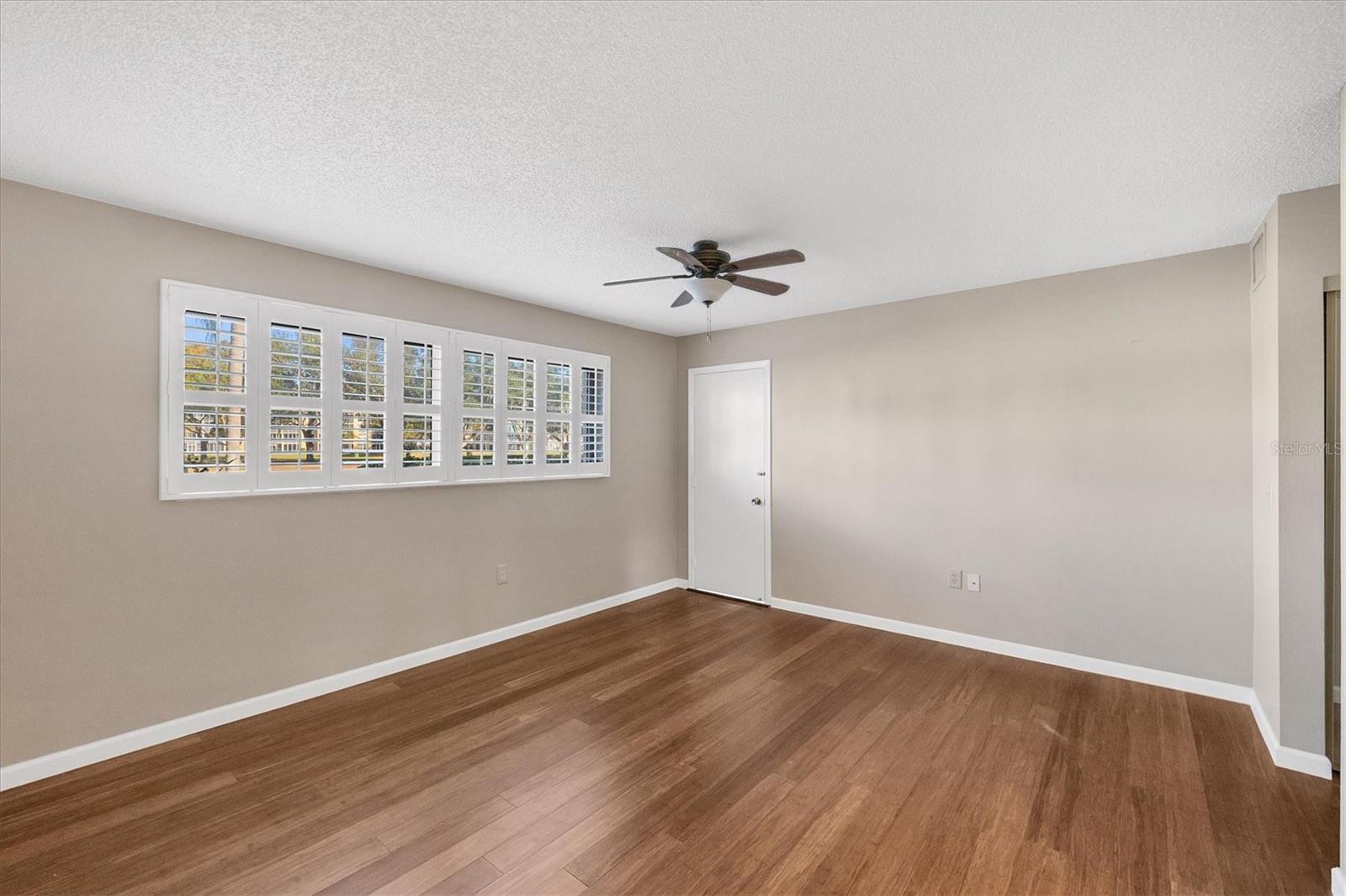 Image 18 of 57 For 3820 Ironwood Lane 106i