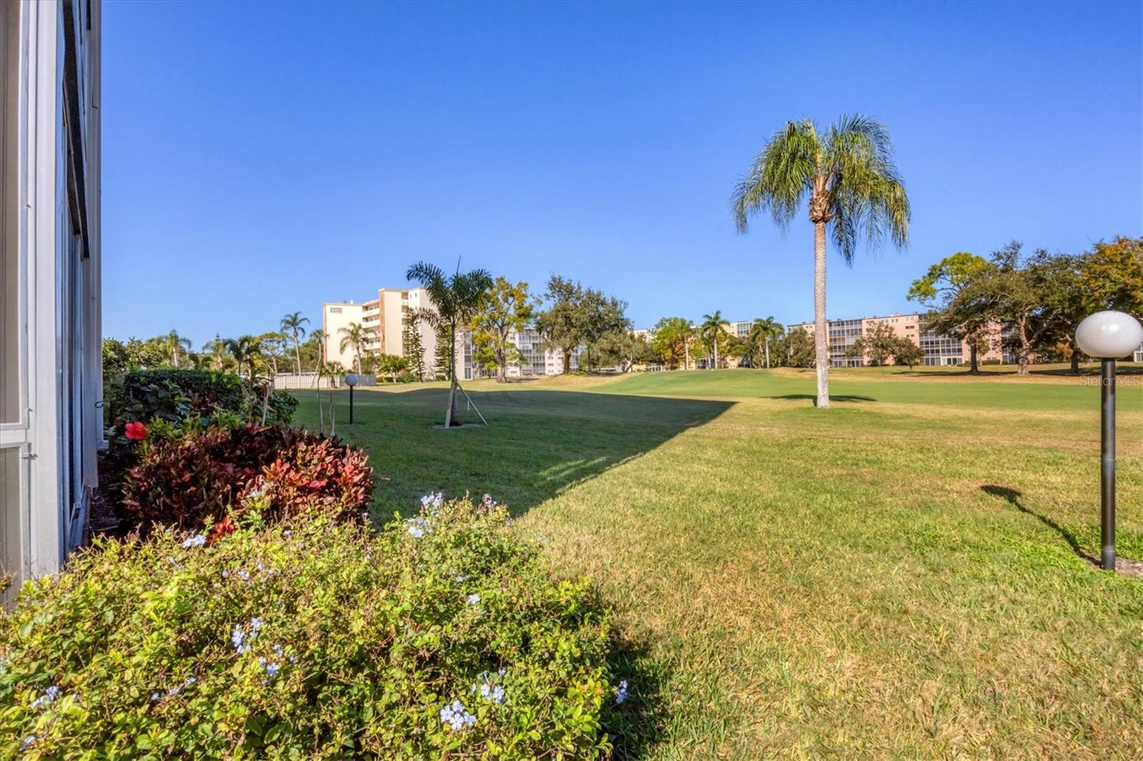 Image 31 of 57 For 3820 Ironwood Lane 106i