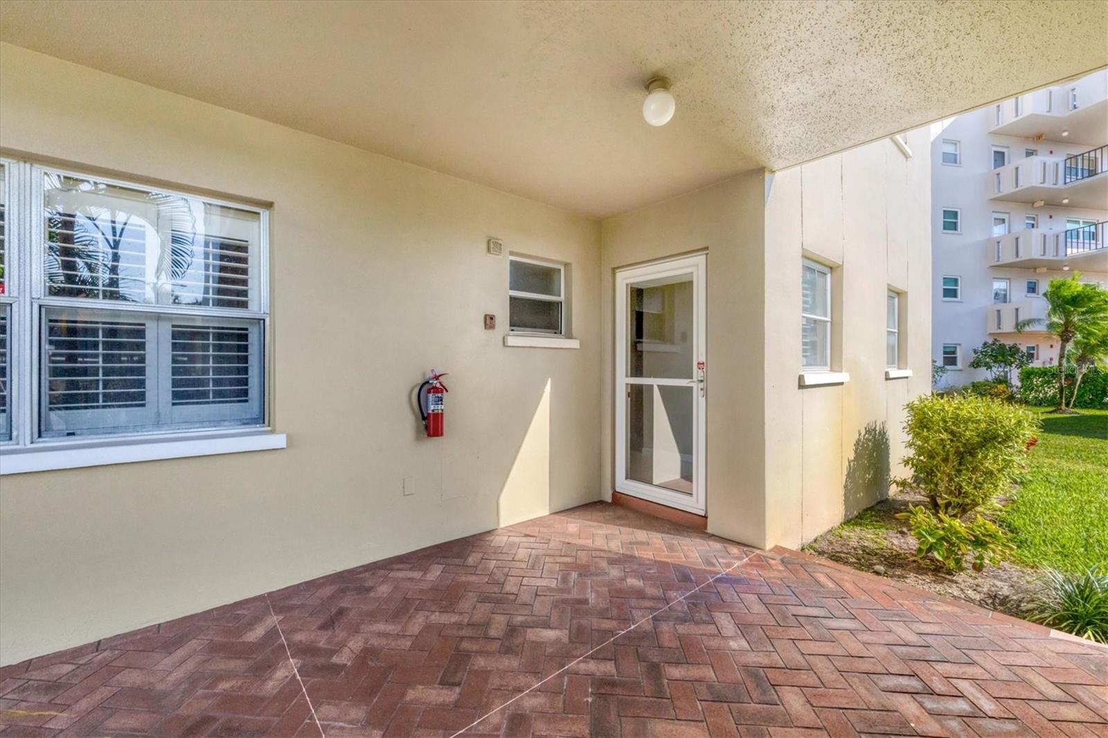 Image 5 of 57 For 3820 Ironwood Lane 106i