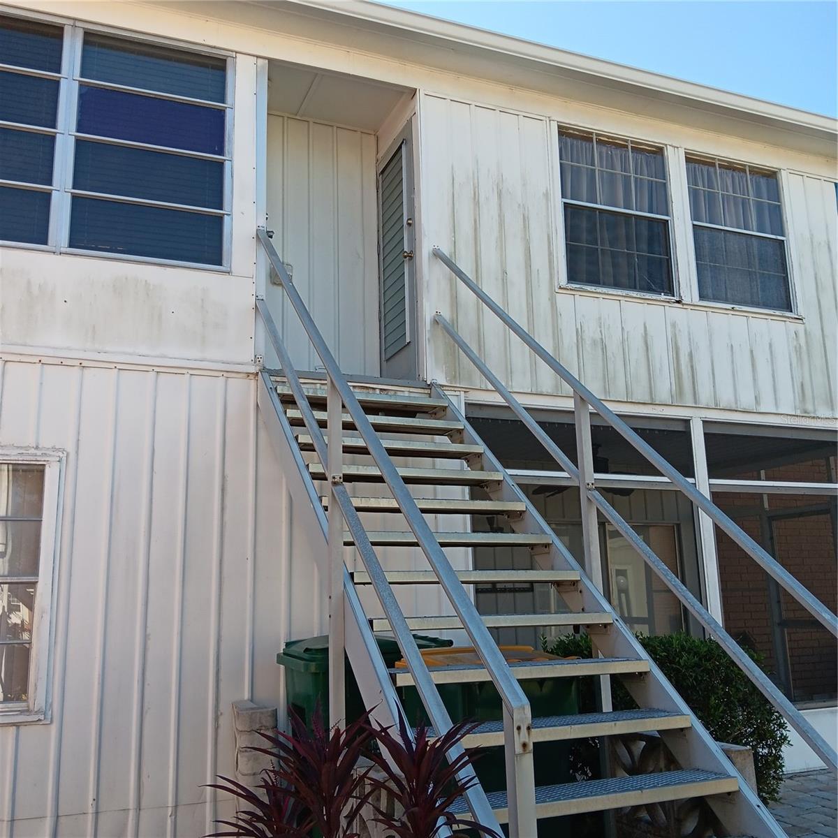 Image 22 of 29 For 4158 Tamiami Trail R8