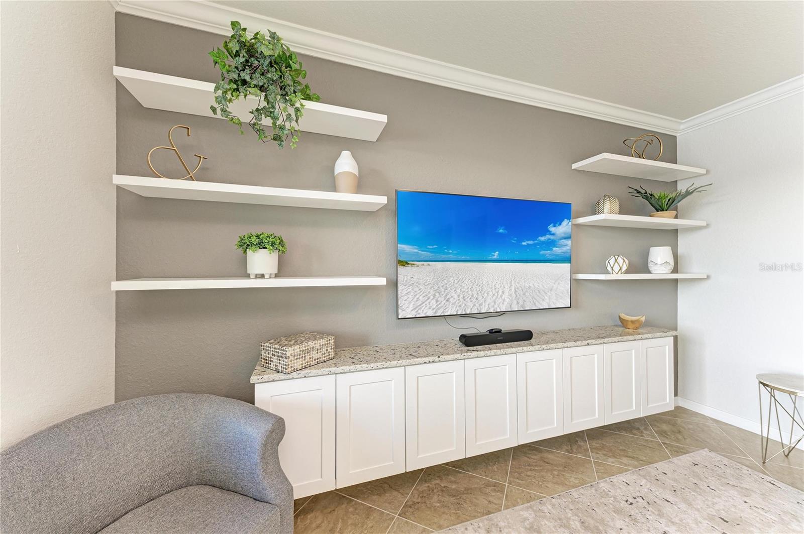 Image 11 of 79 For 17006 Vardon Terrace 206