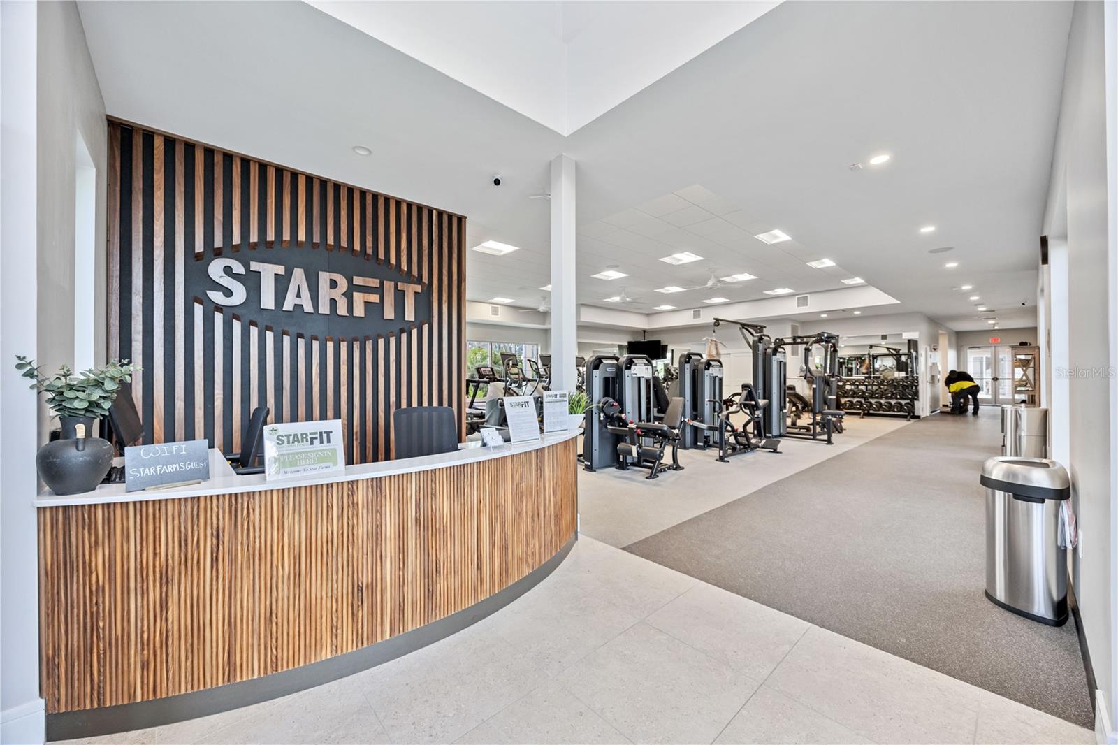 Image 4 of 18 For 17718 Barley Drive