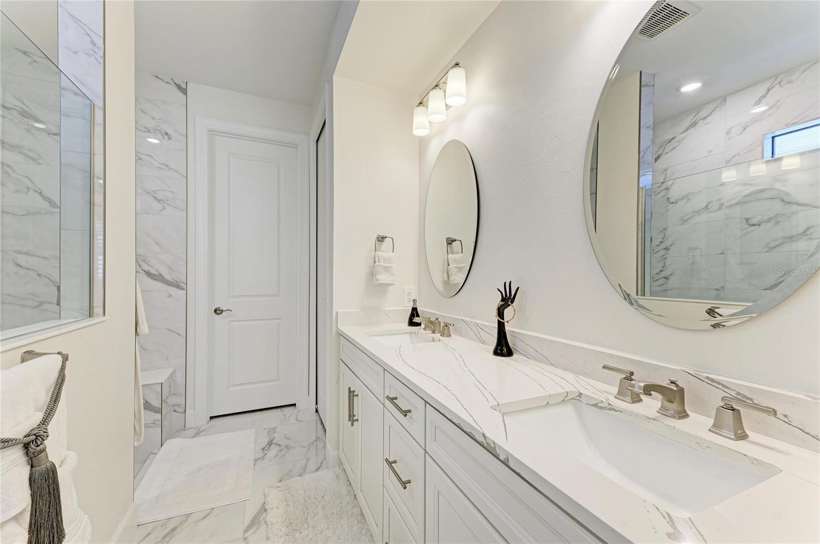 Image 25 of 64 For 16411 Slate Place