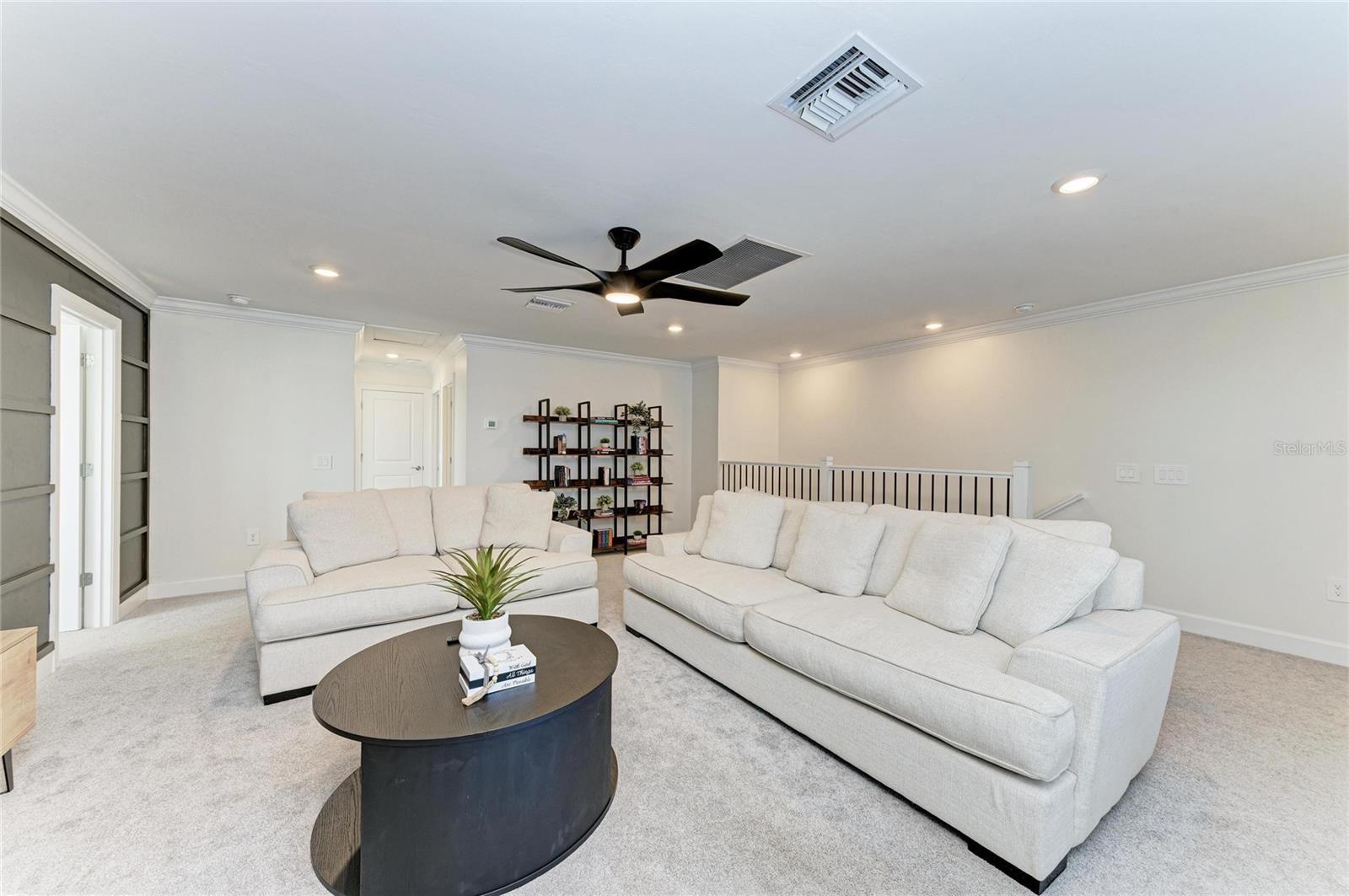 Image 33 of 64 For 16411 Slate Place