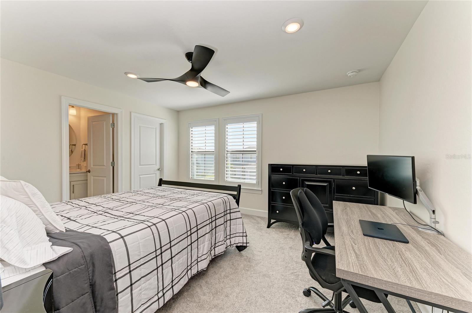 Image 34 of 64 For 16411 Slate Place