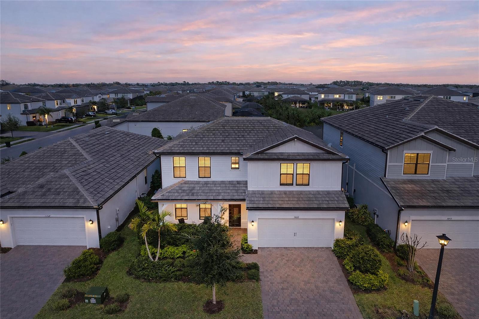 Image 49 of 64 For 16411 Slate Place